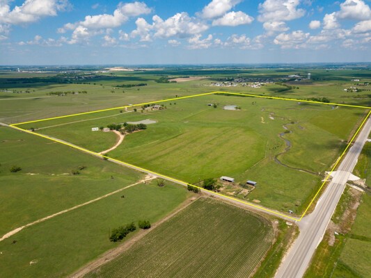 Photo of 200,204,210 County Road 160 RD, Taylor, TX 76574