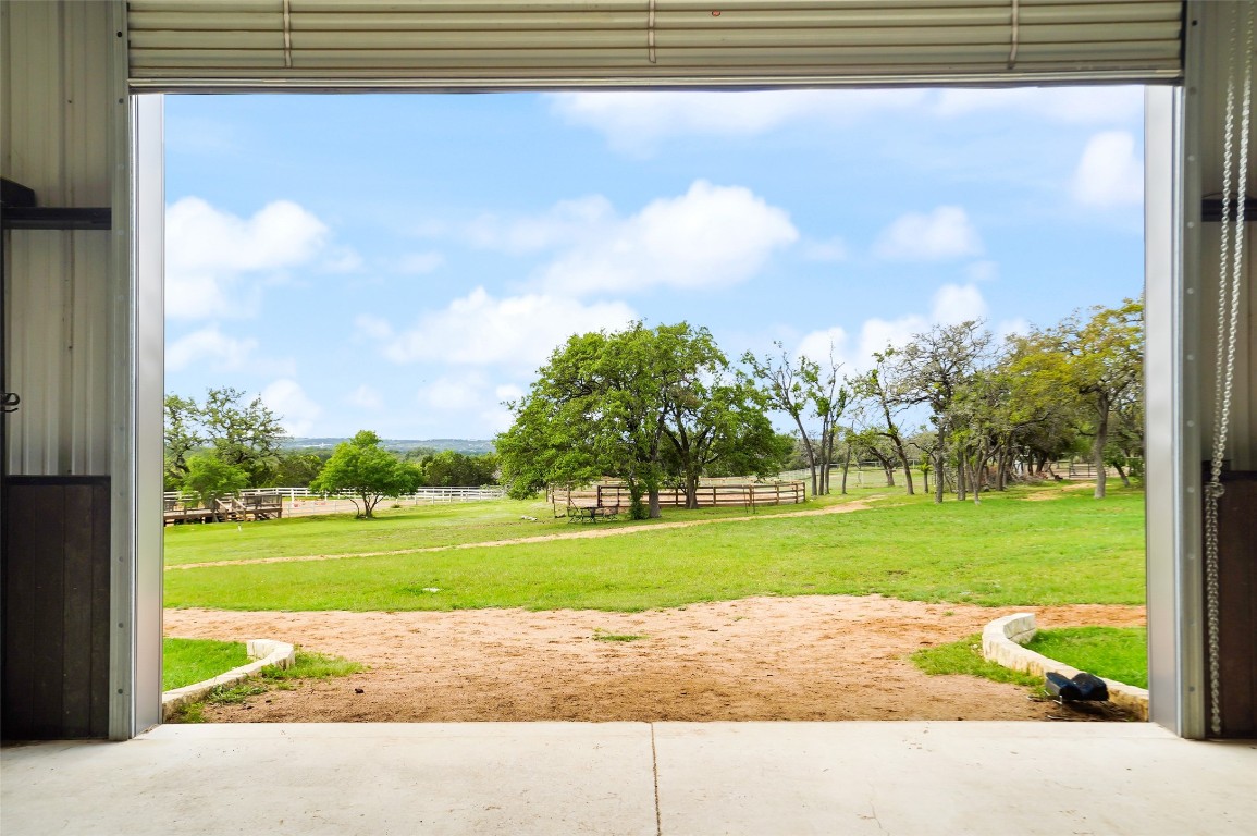 1904 Prochnow Road, Dripping Springs, Texas image 4