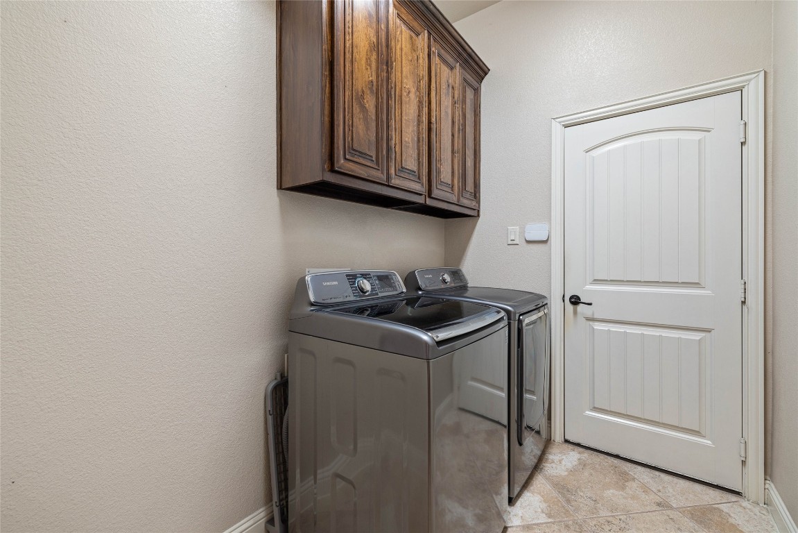 201 Silver Trail, Round Rock, Texas image 34