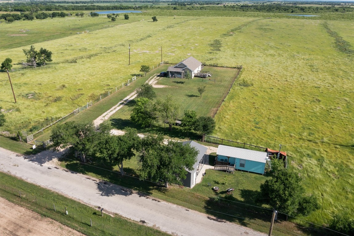459 County Road 450, Thorndale, Texas image 1