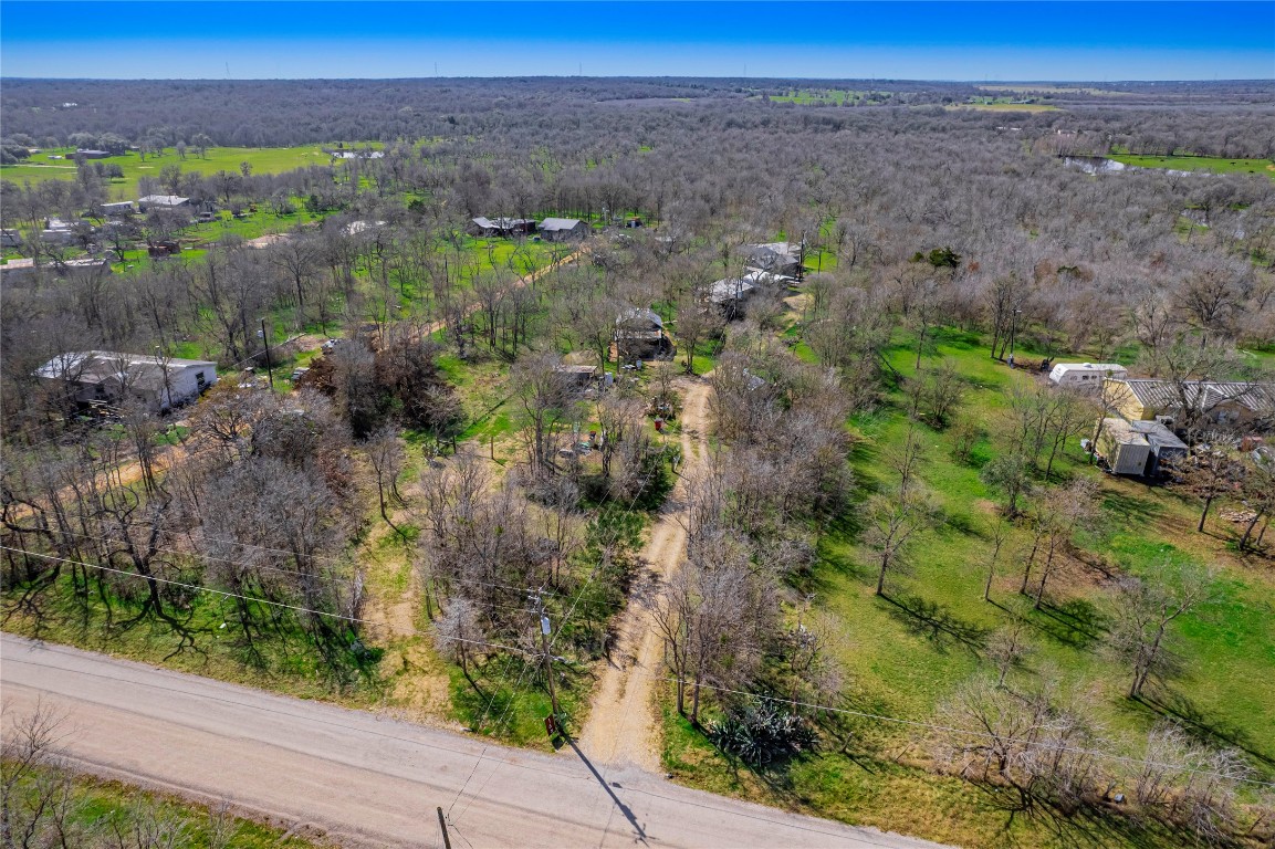 Photo of 160 Blue Jay RD, Dale, TX 78616