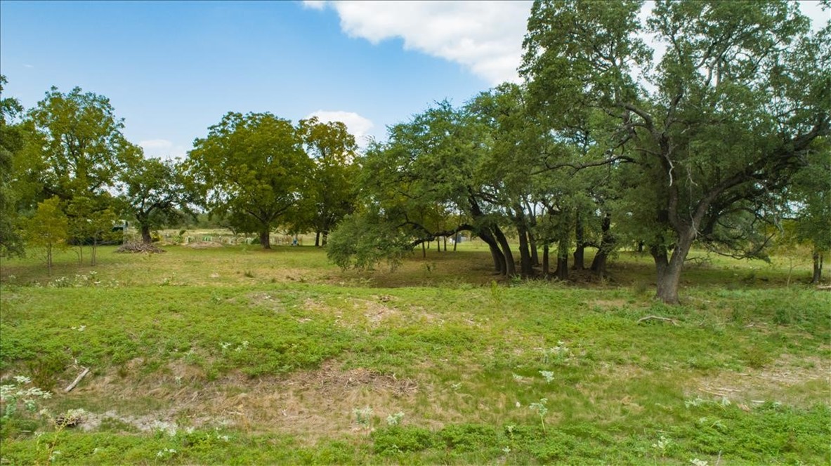Photo of 0000 Parr Ave, Spicewood, TX 78669