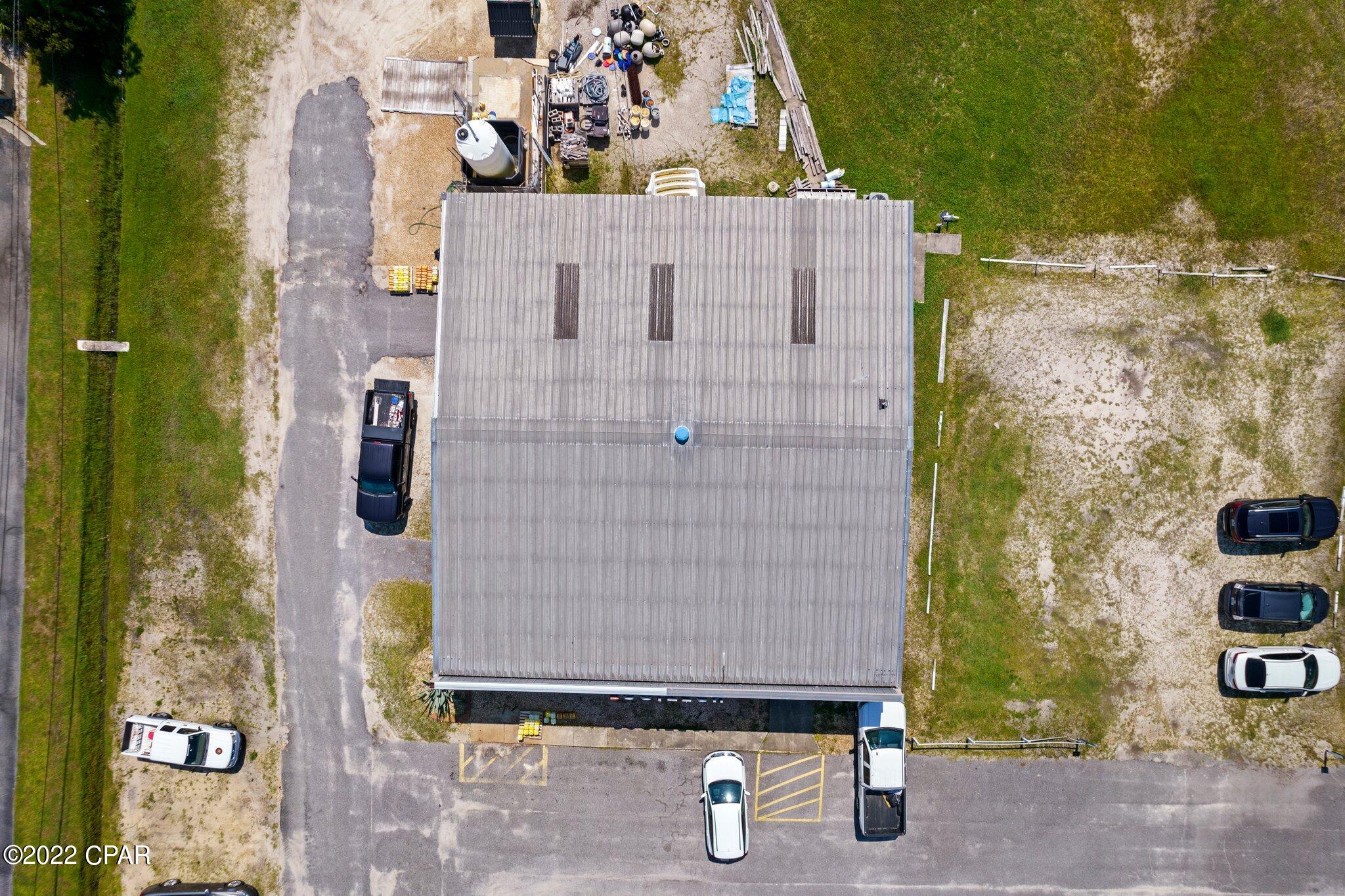 Listing photo id 10 for 3407 Highway 77