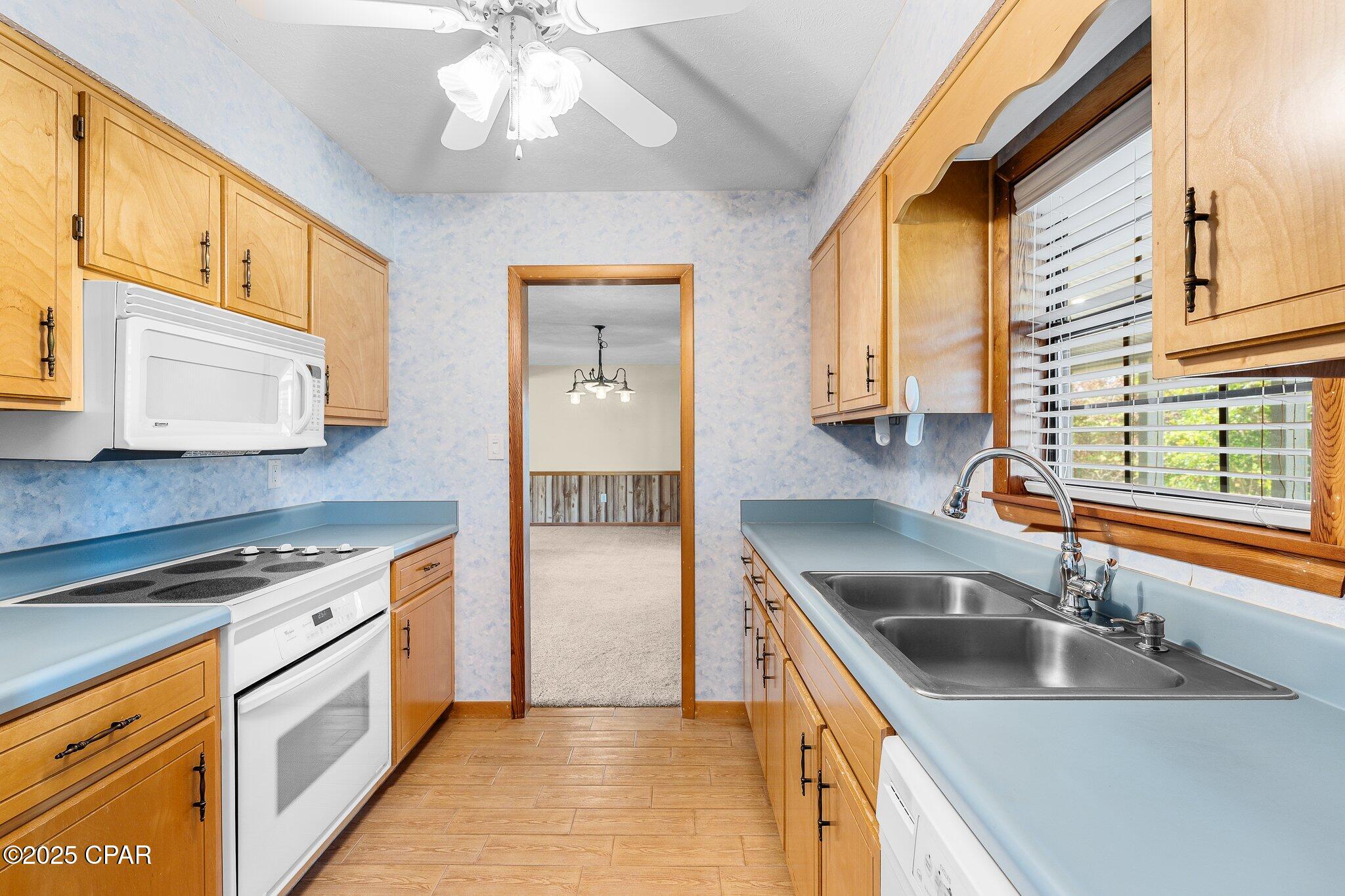 Image 14 For 4437 Bluewater Drive
