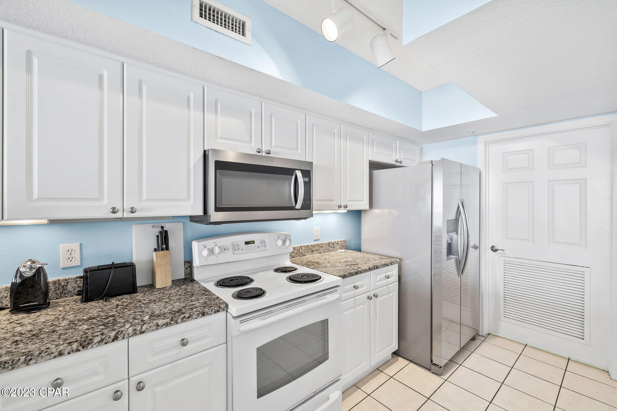 Image 11 For 14701 Front Beach Road 1525