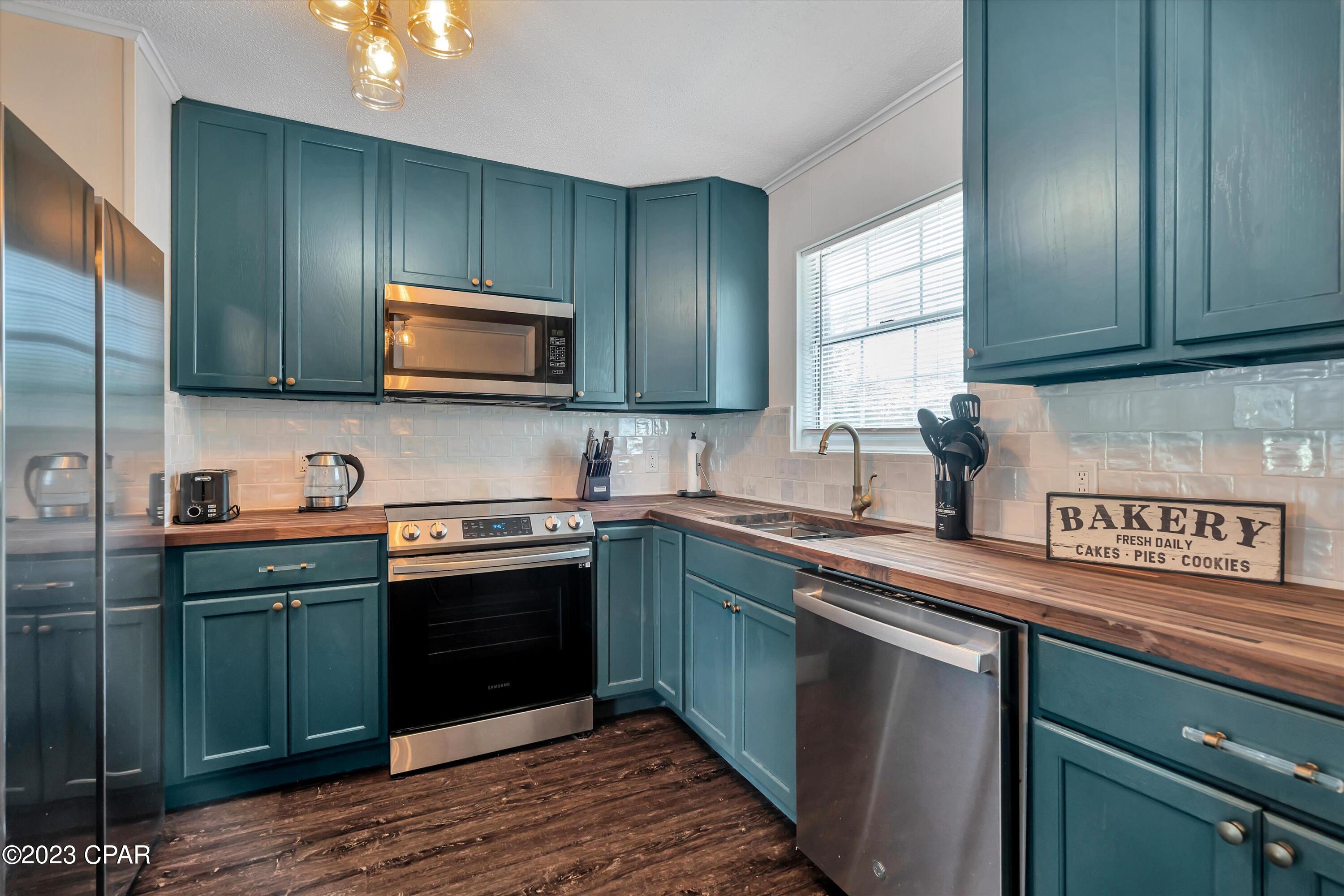 Image 6 For 3932 9th Street