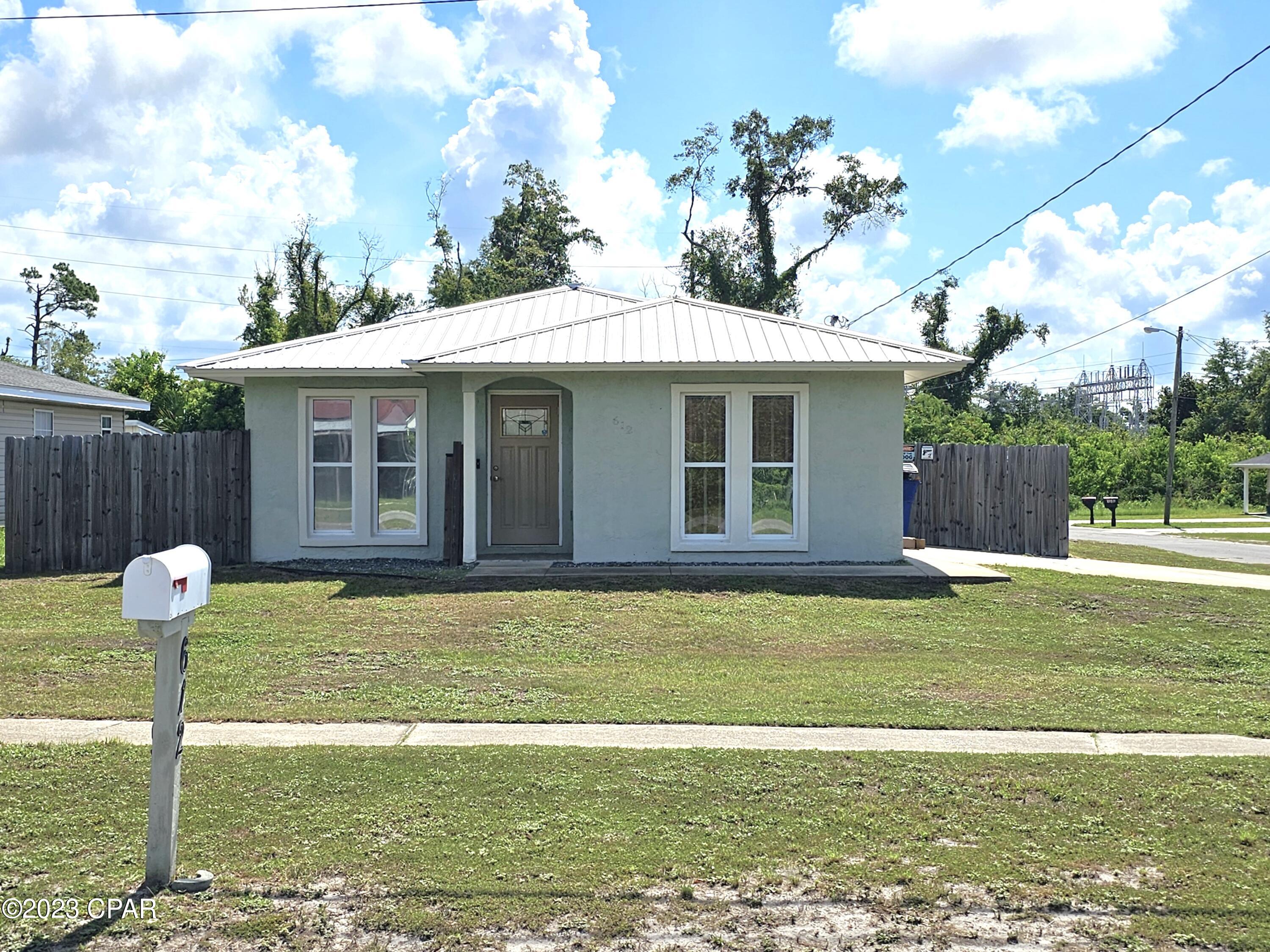 Image 1 For 612 Cactus Avenue