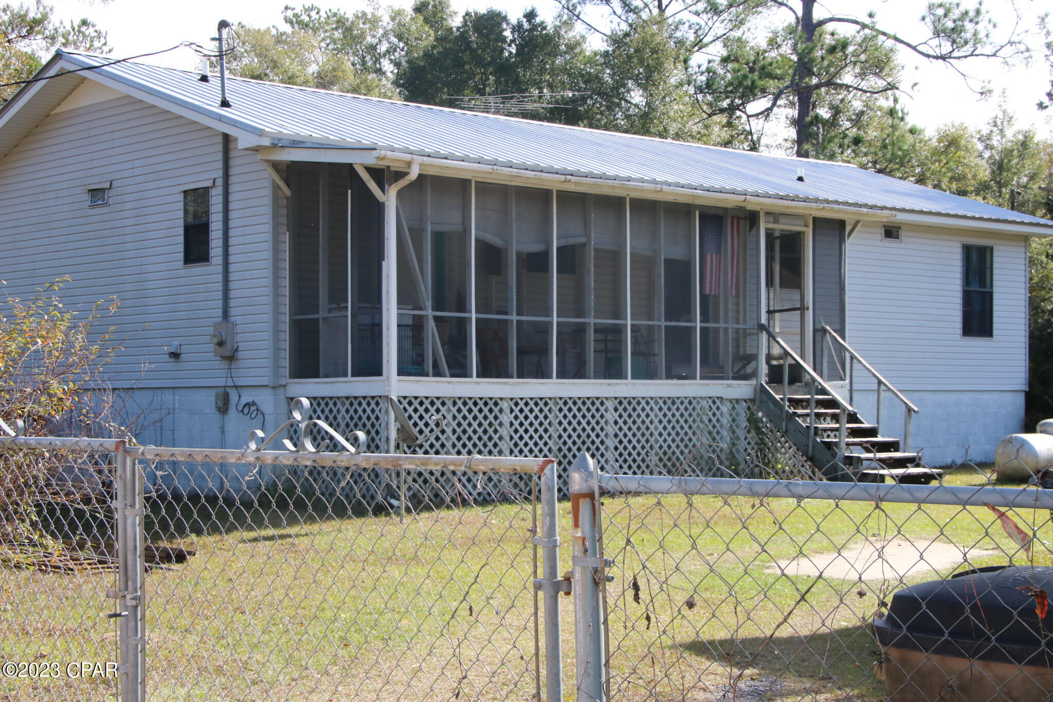 Photo of 4483 Monroe Caryville FL 32427