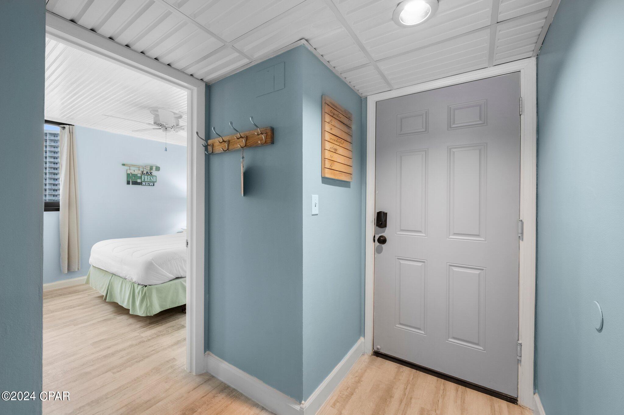 Image 36 For 9850 Thomas Drive 1211e