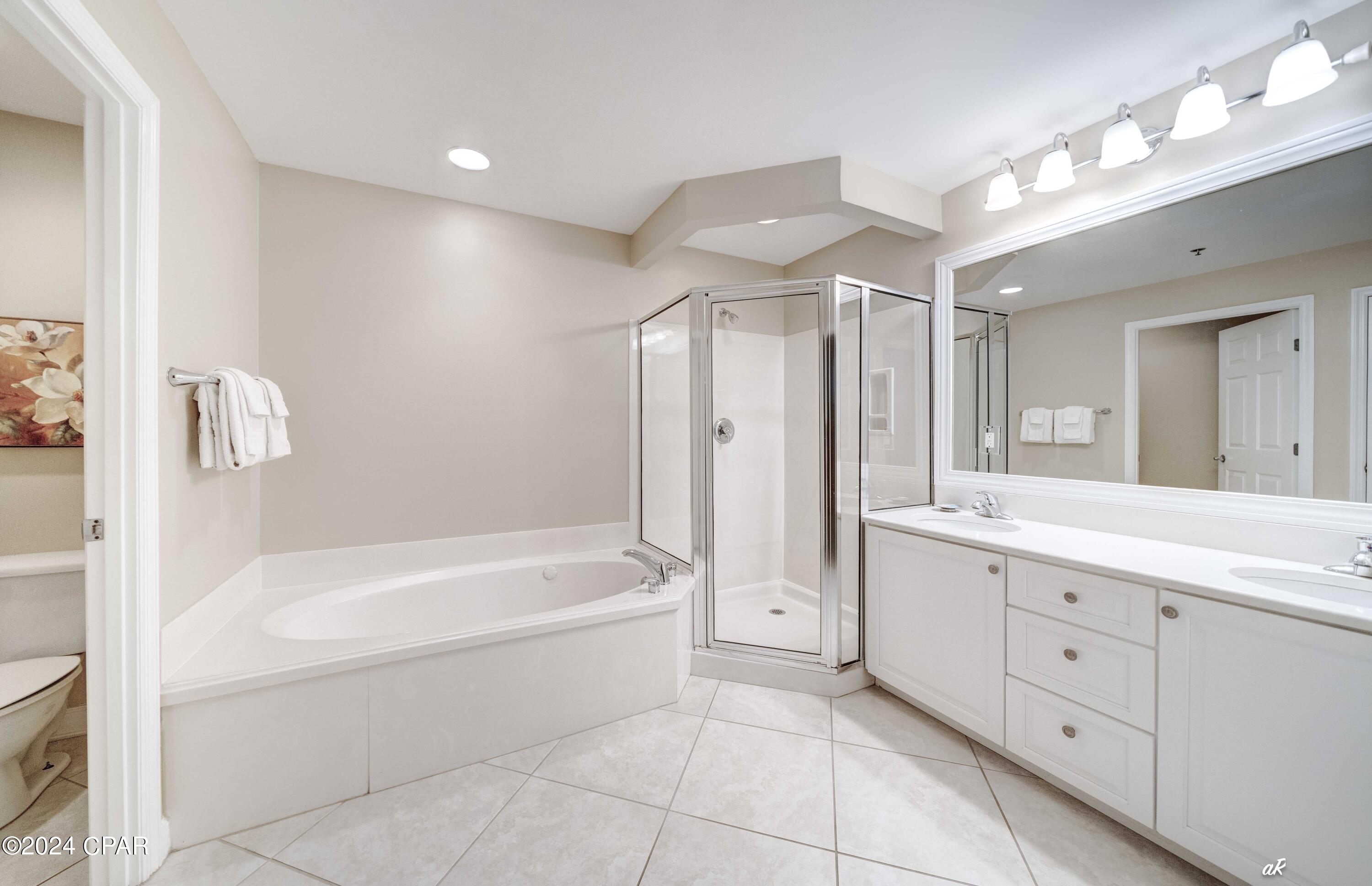 Image 11 For 6627 Thomas Drive 1601