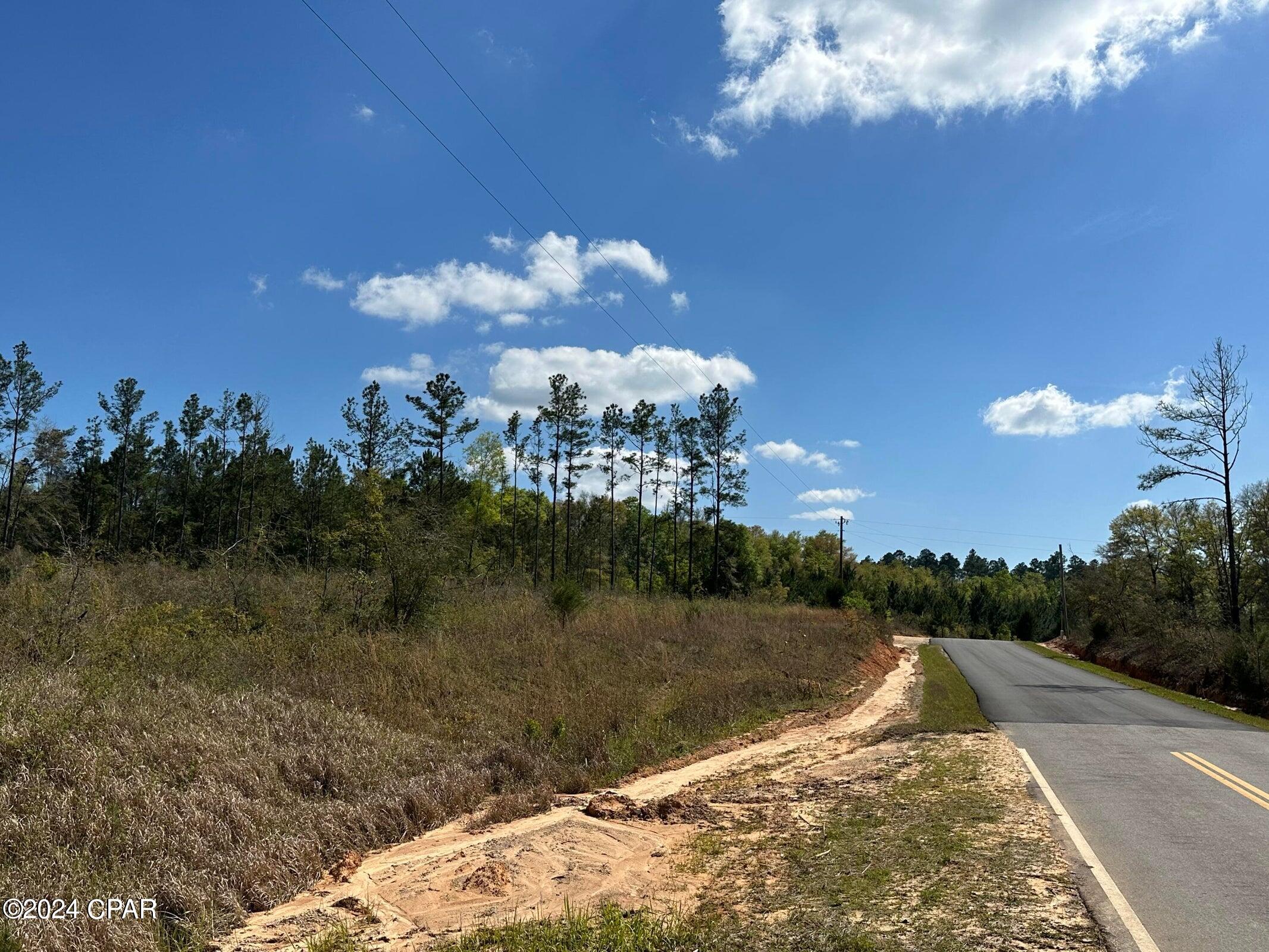 Photo of Tract 6409 River Caryville FL 32427