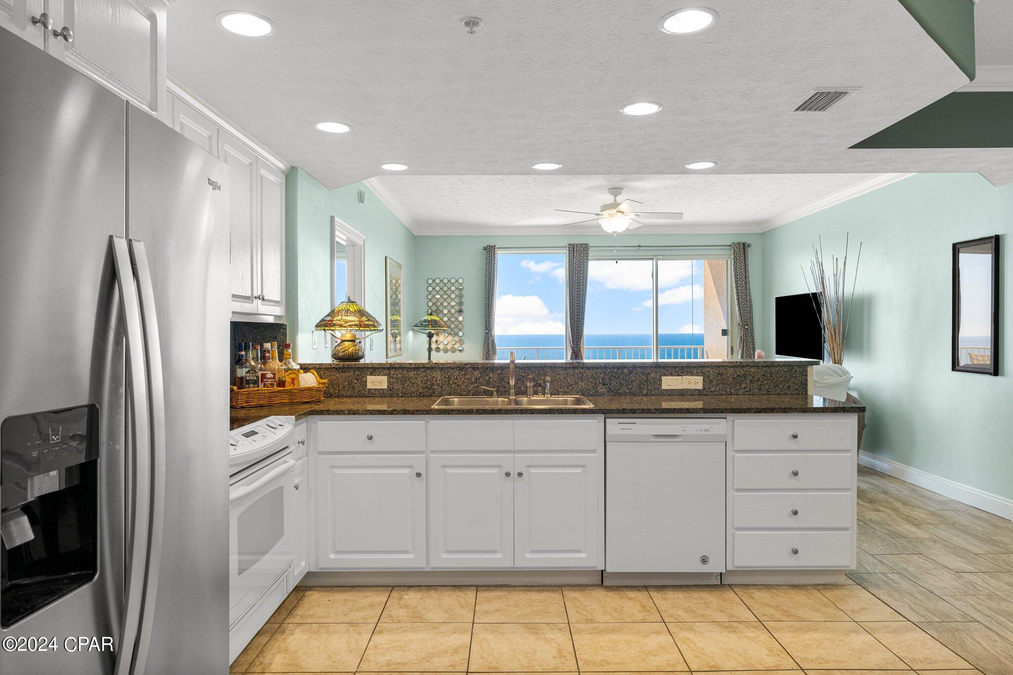 Image 7 For 5004 Thomas Drive 1710