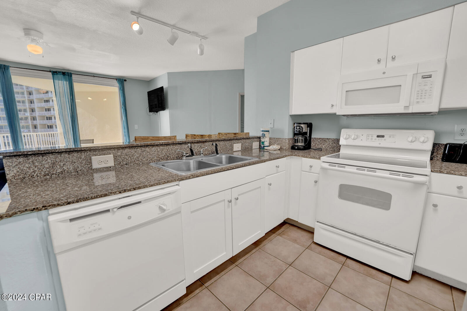 Image 14 For 9900 Thomas Drive 1222