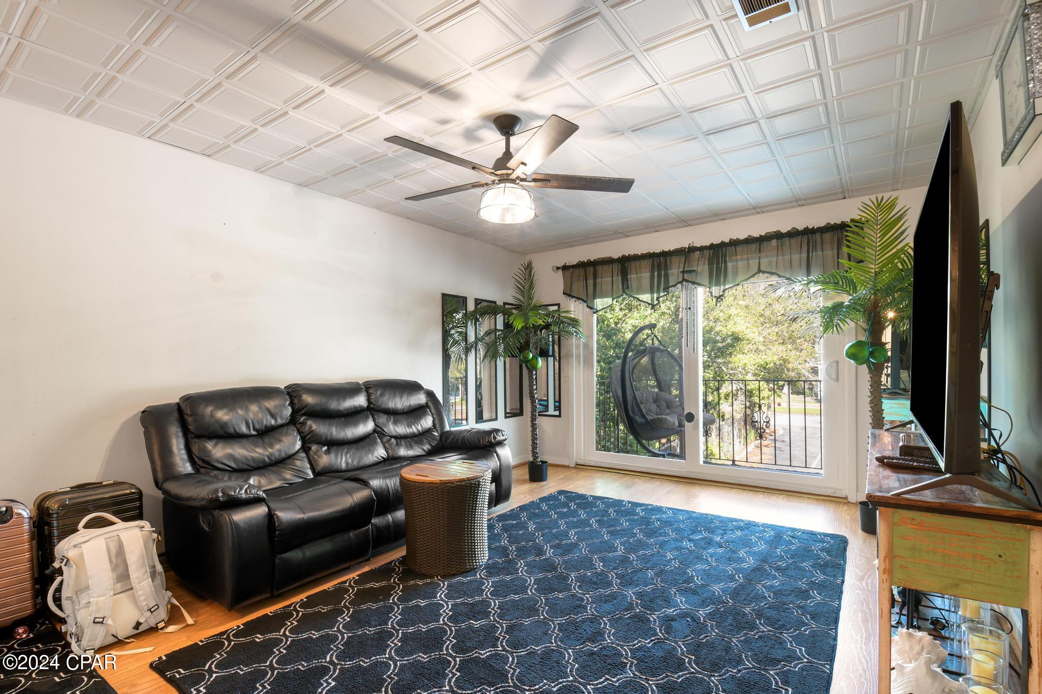 Image 9 For 105 Allen Avenue 65