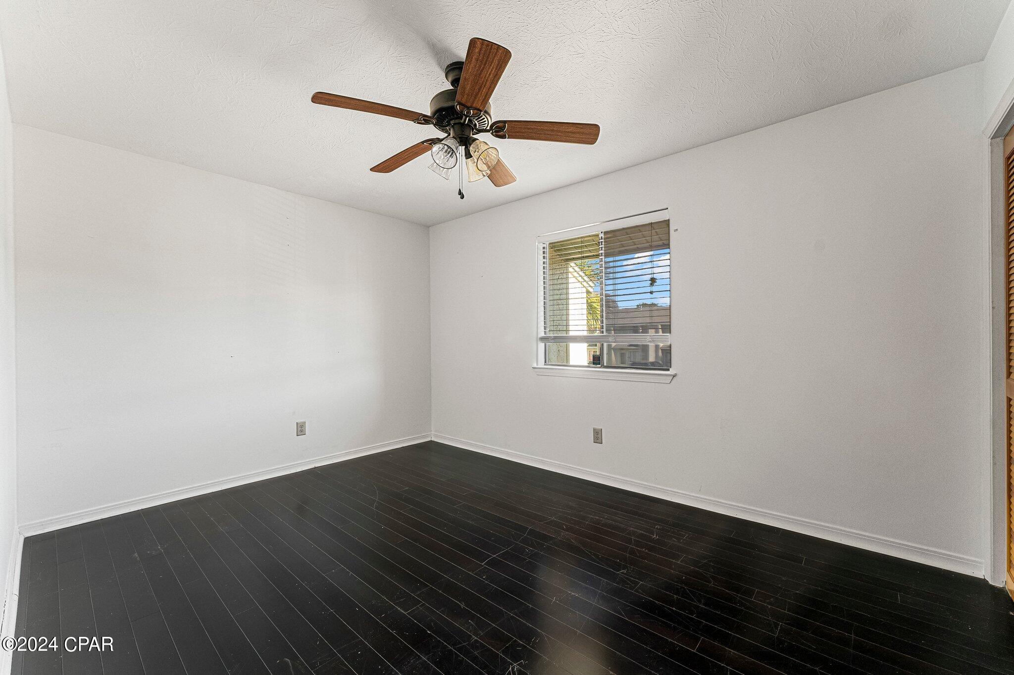 Image 15 For 176 White Sandy Drive
