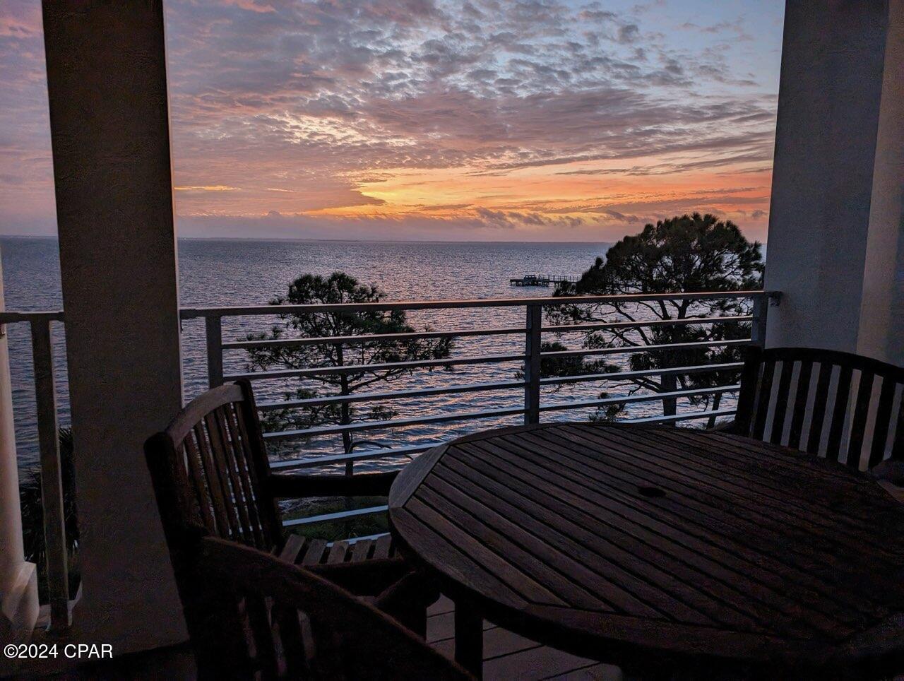 Listing photo id 22 for 328 Pinnacle Drive