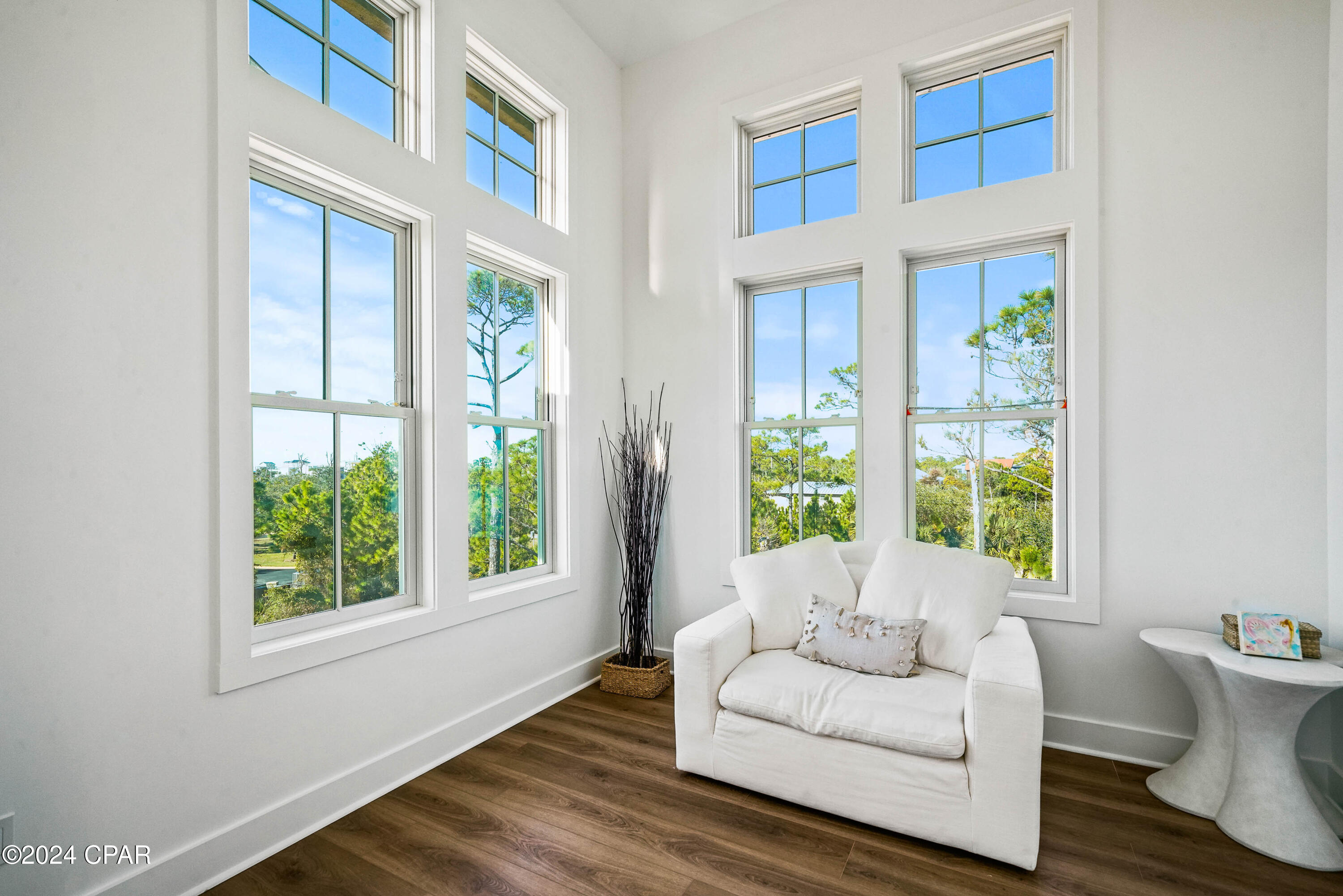 Listing photo id 30 for 328 Pinnacle Drive