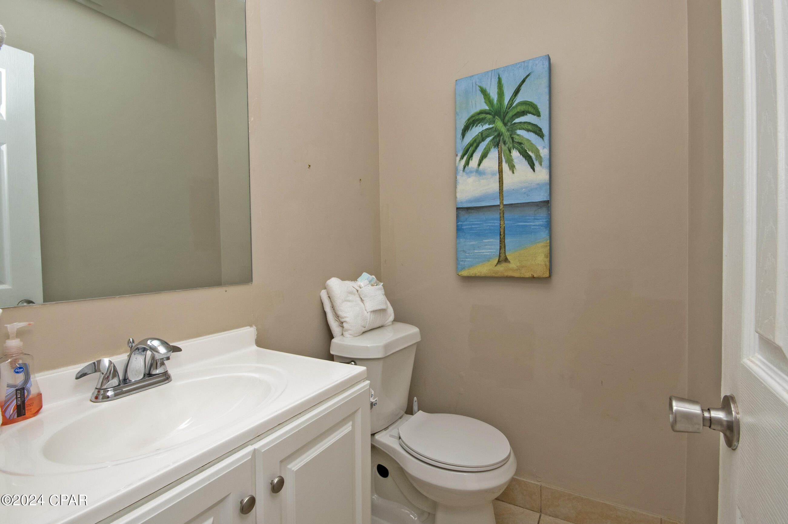 Image 11 For 8422 Thomas Drive C