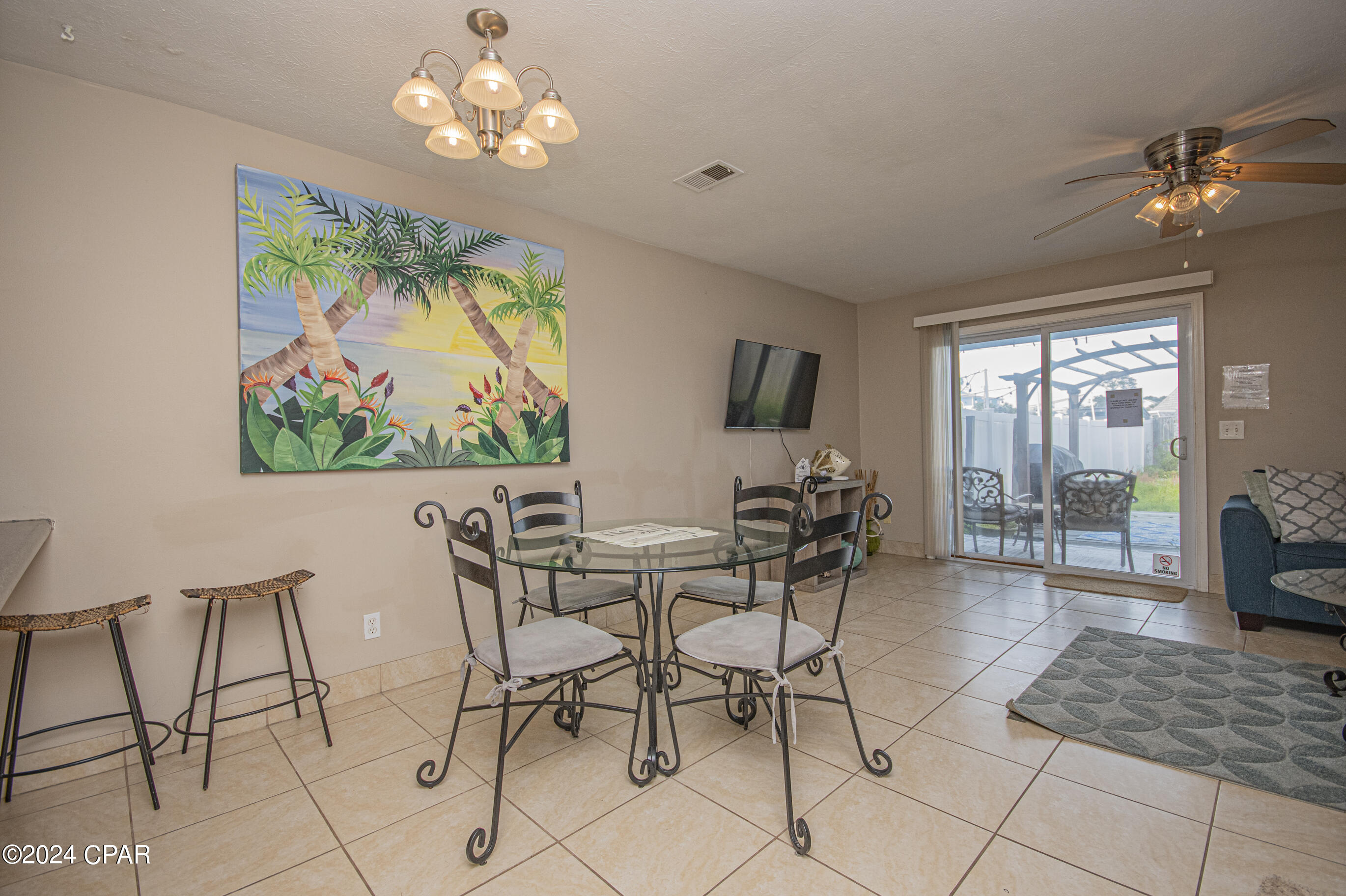 Image 12 For 8422 Thomas Drive C