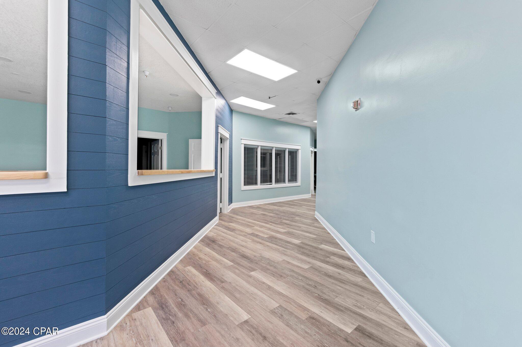 Listing photo id 48 for 5420 Hickory Street