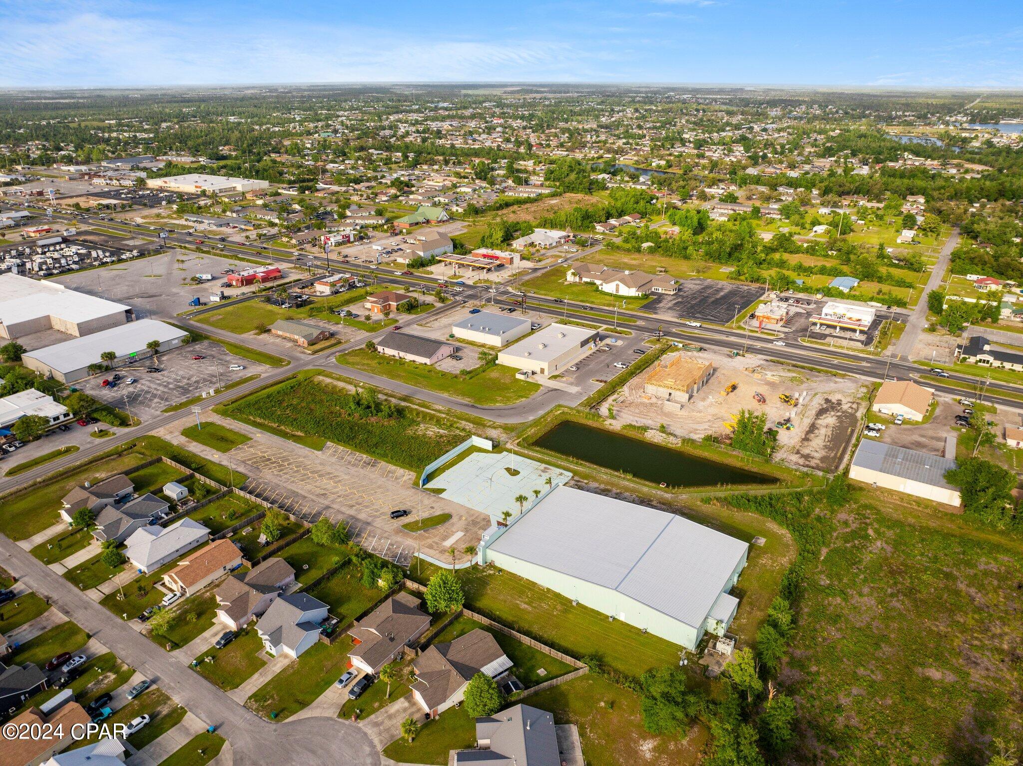 Listing photo id 55 for 5420 Hickory Street