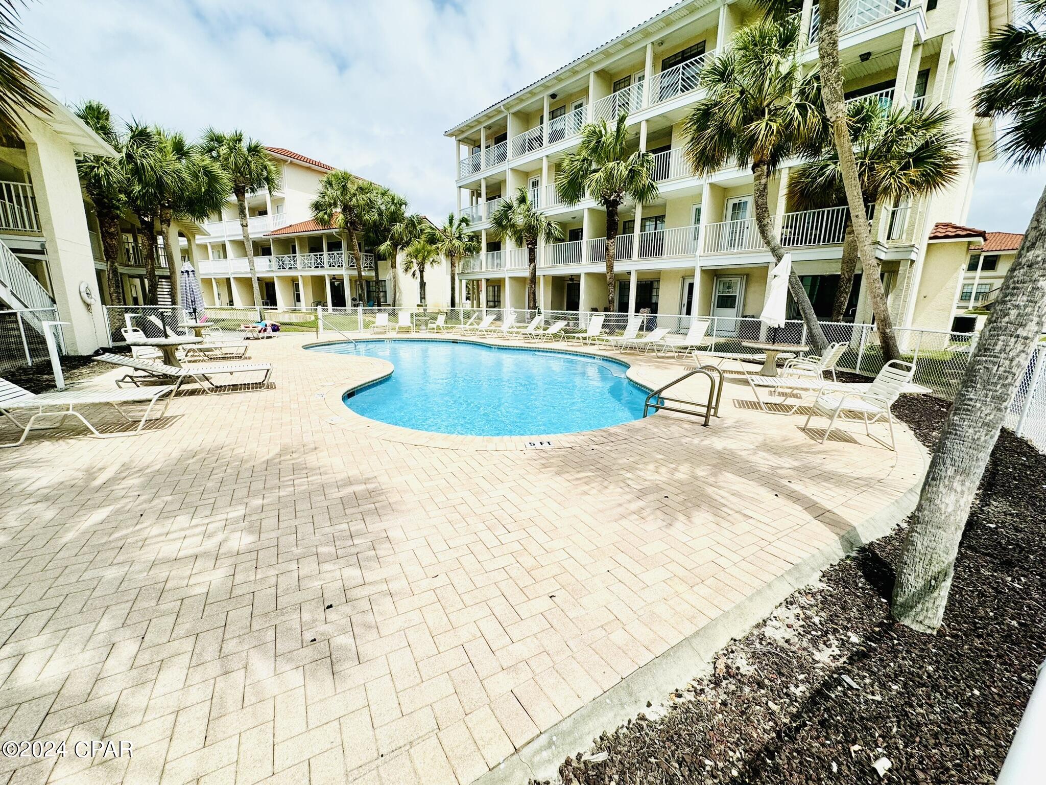 Image 33 For 17462 Front Beach Road  18 D