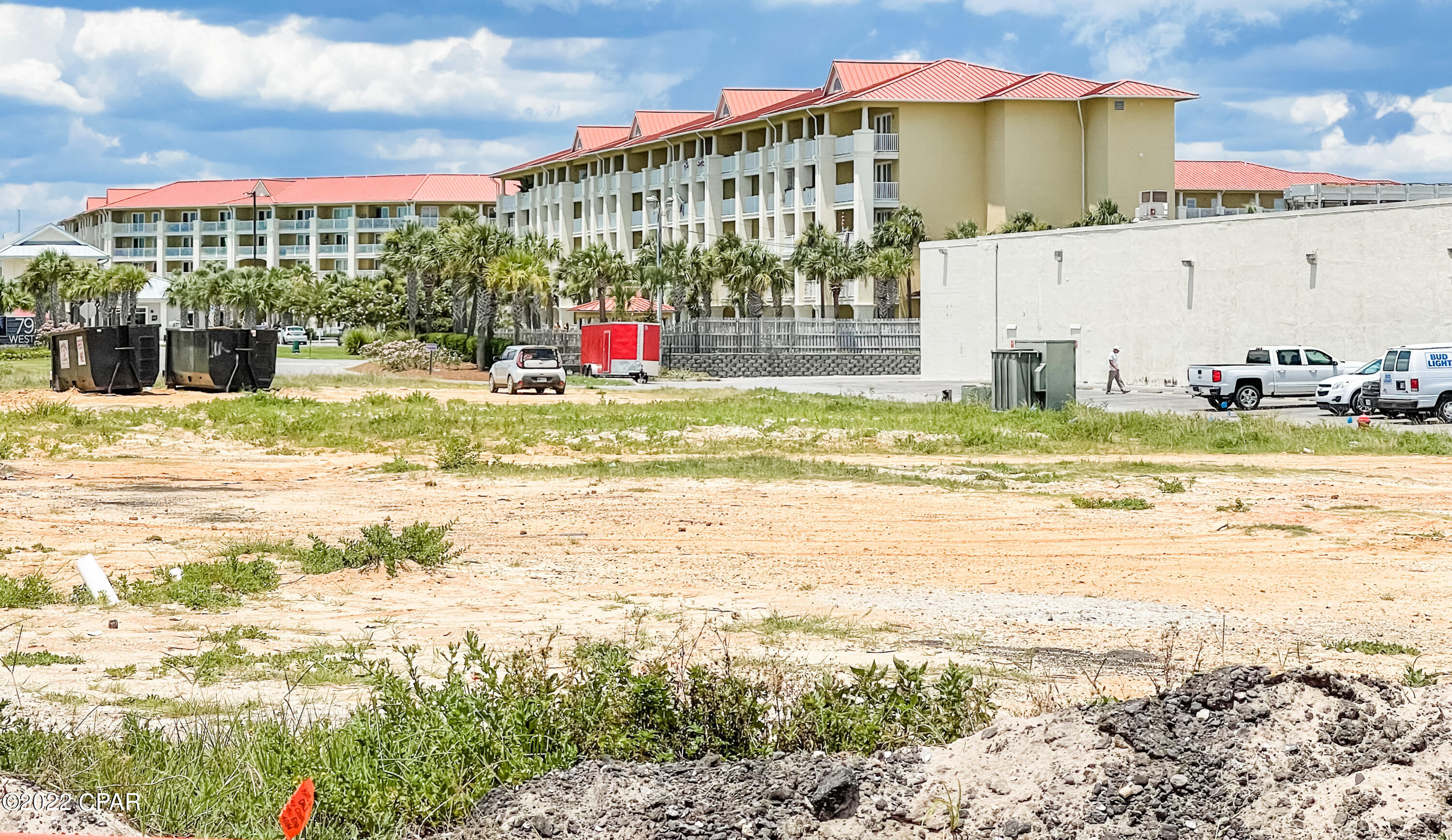 Image 10 For 17188 Front Beach Road