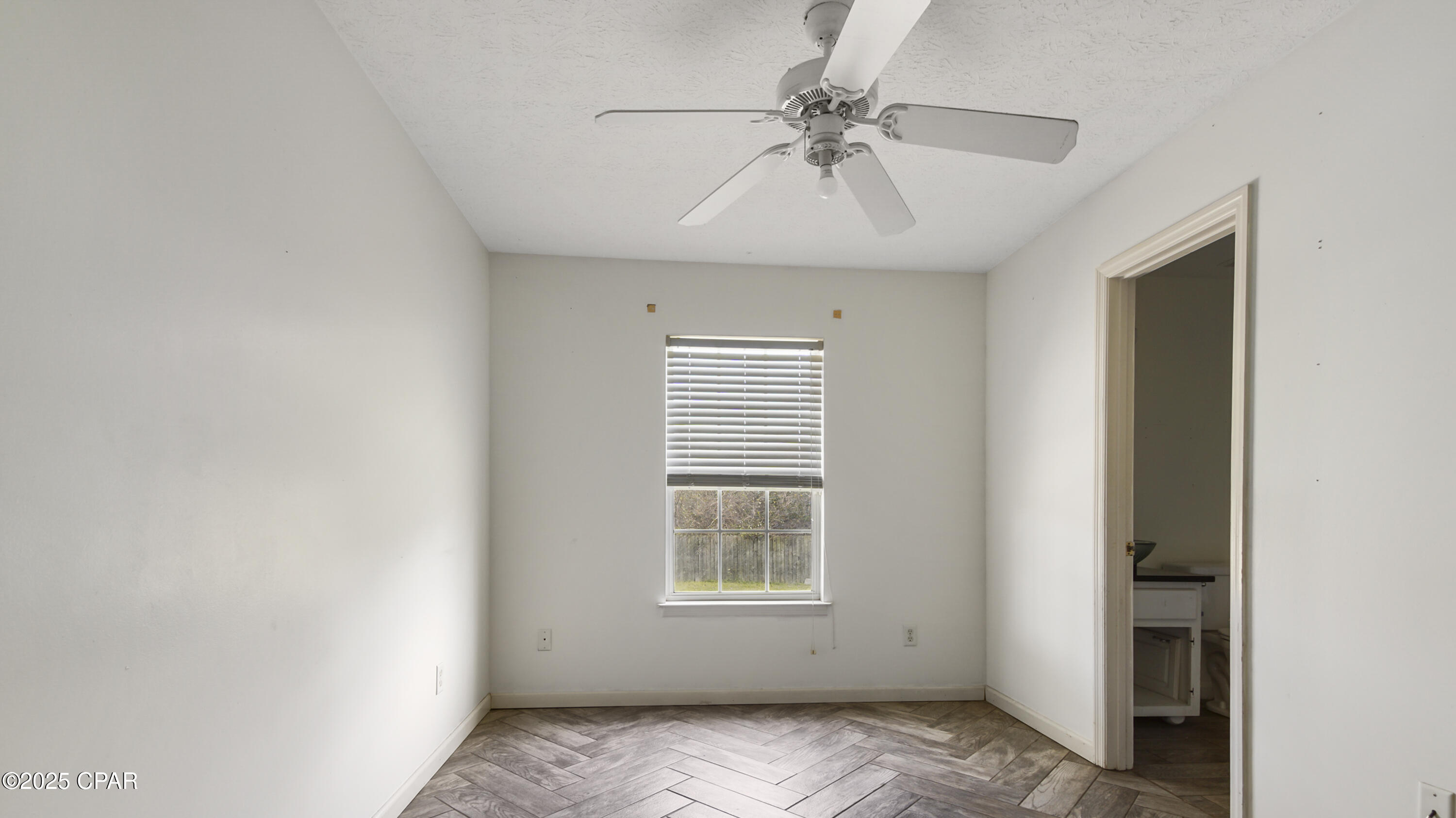 8822 Creek Run Road, Youngstown, Florida image 17