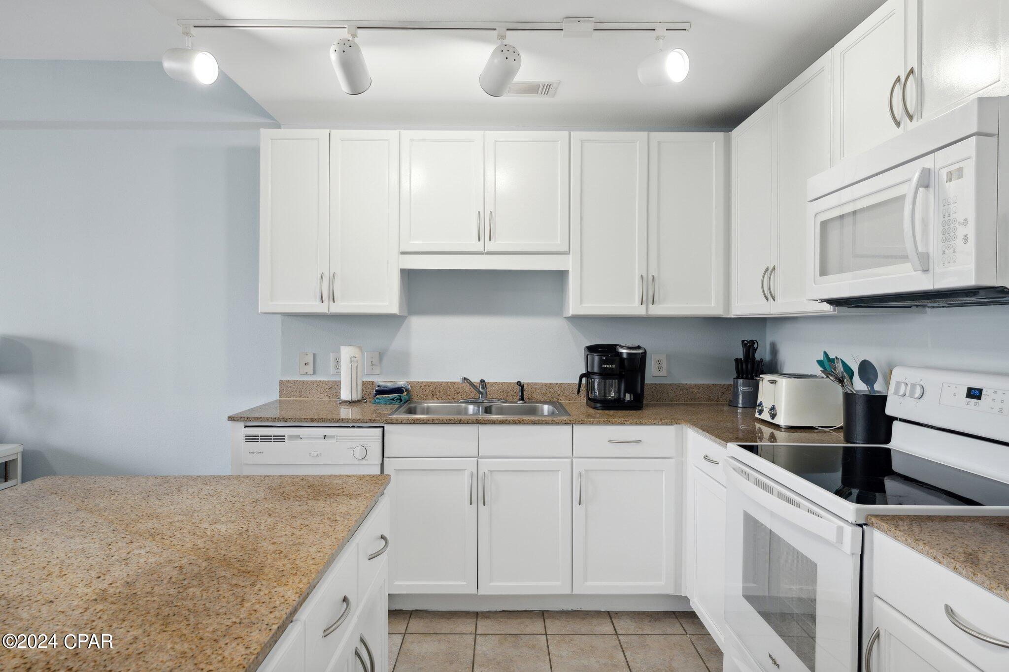 Image 27 For 9860 Thomas Drive 519