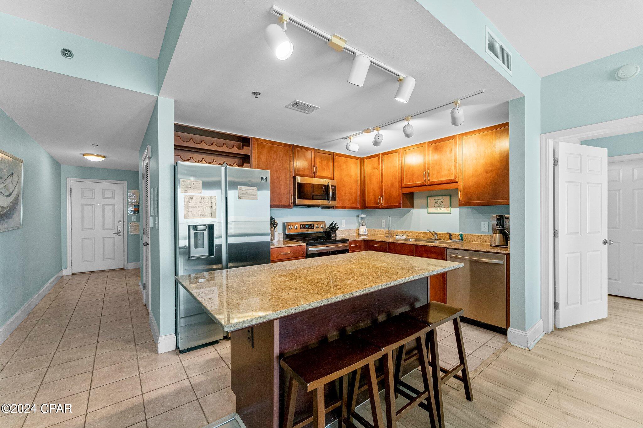 Image 13 For 9860 Thomas Drive 1125