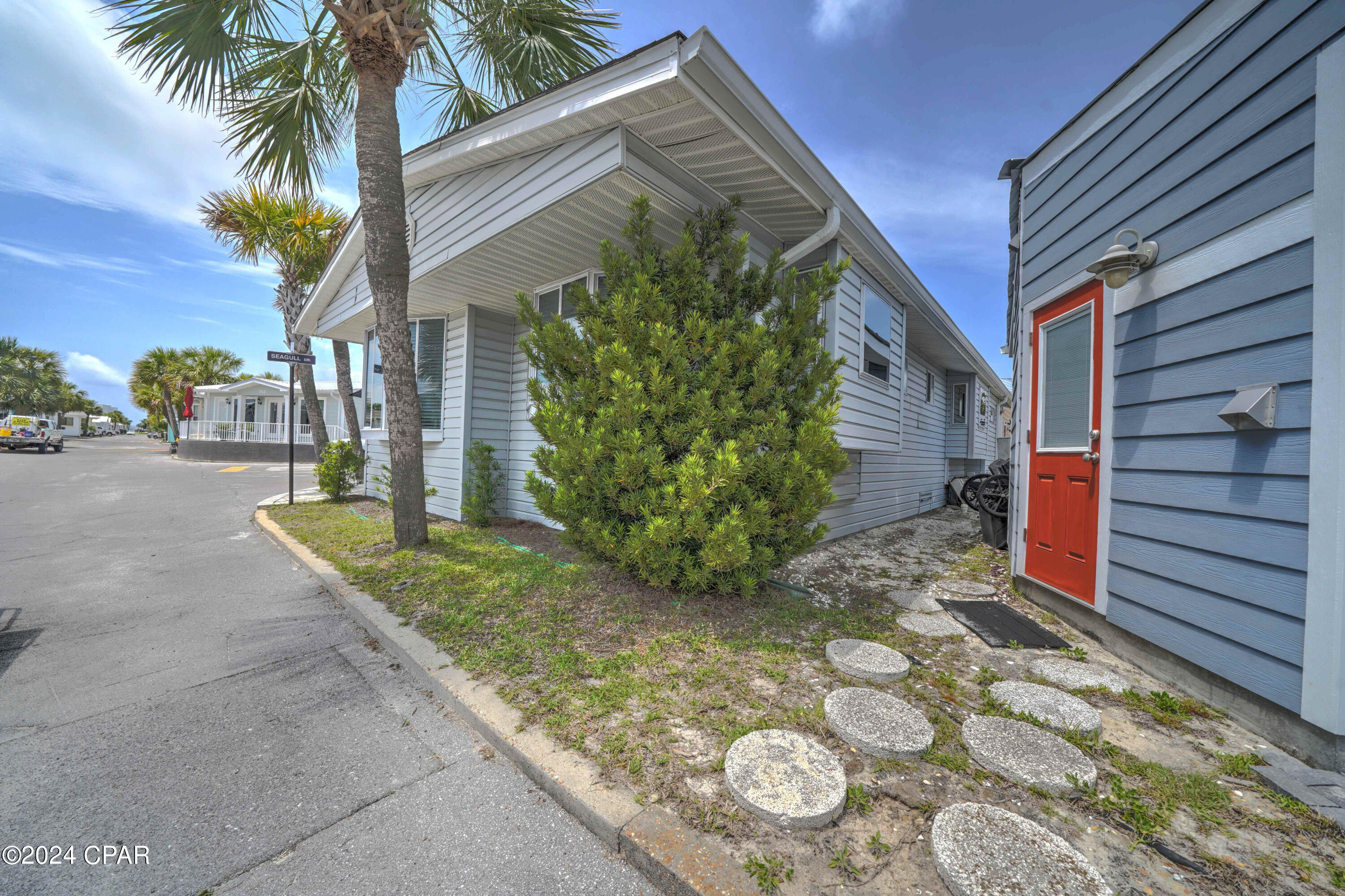 Image 40 For 704 Grouper Avenue