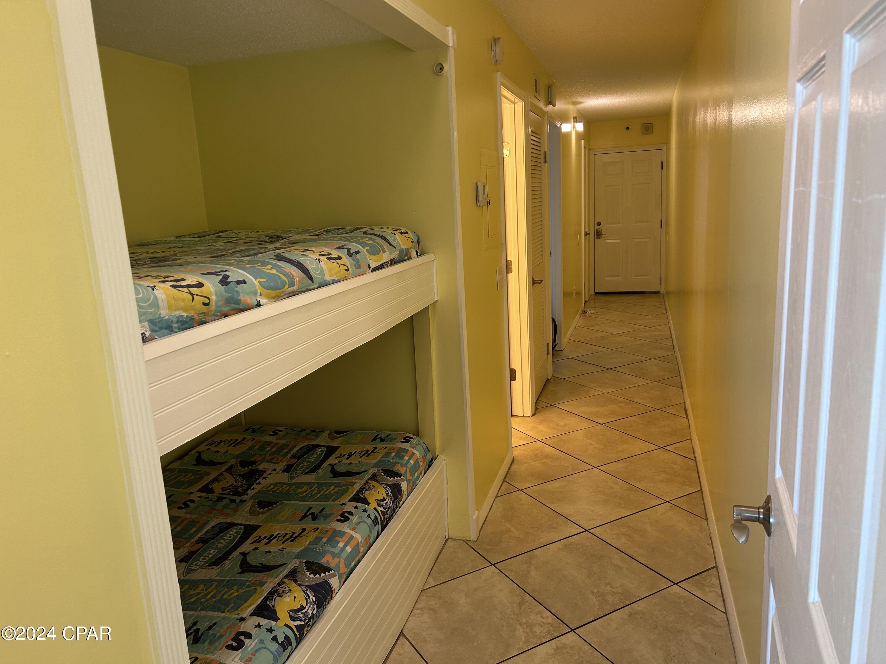 Image 4 For 8743 Thomas Drive 508