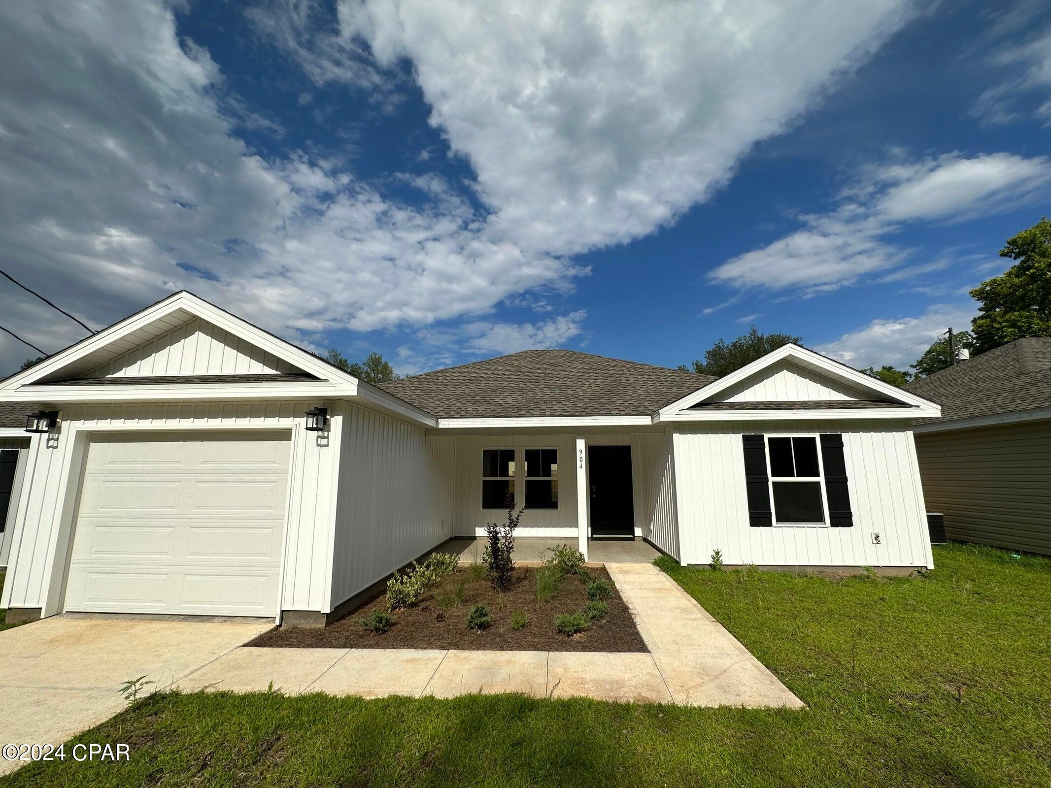 904 N Tracy Street, Bonifay, Florida image 1