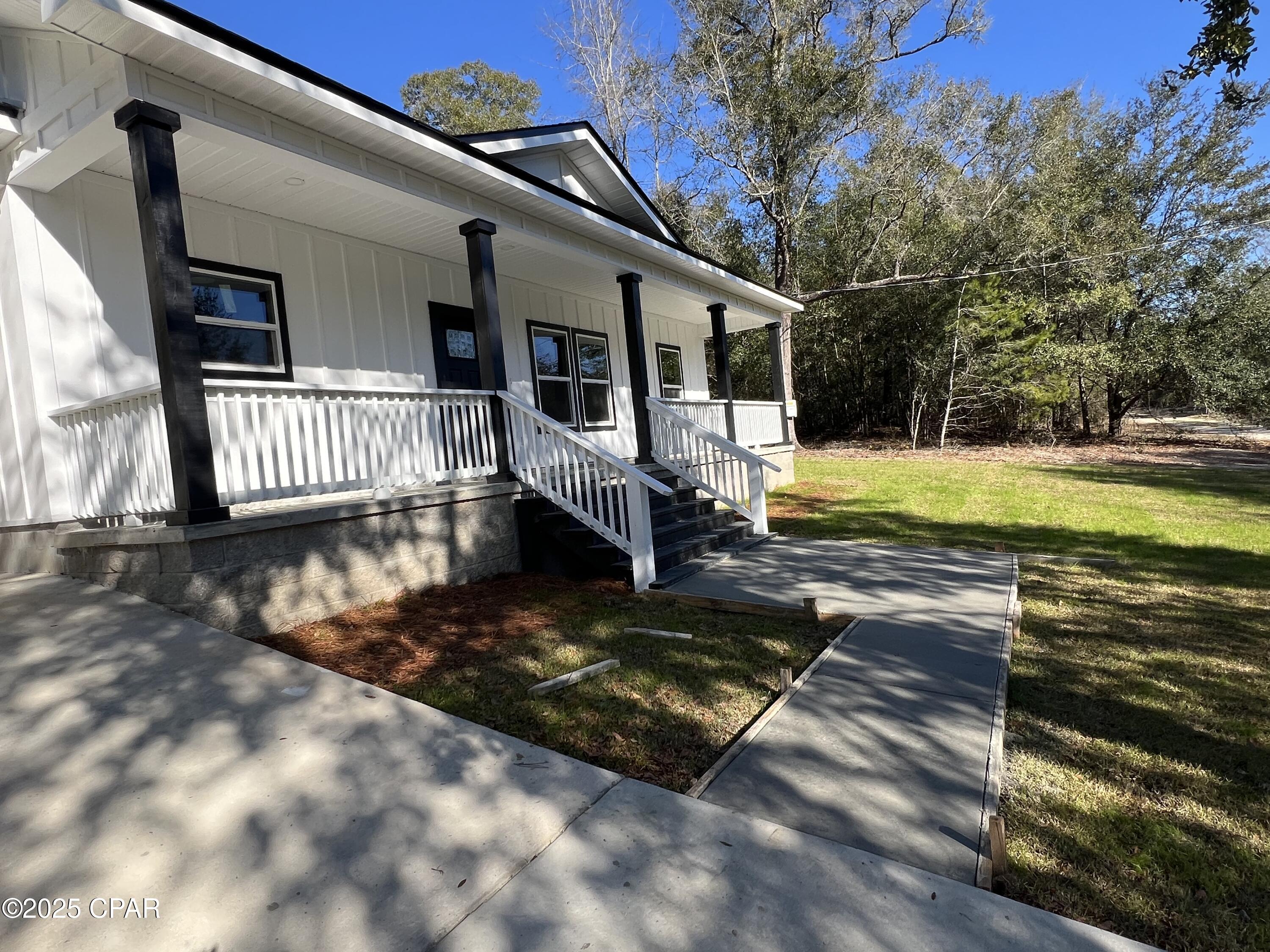 1364 Watts Avenue, Chipley, Florida image 2