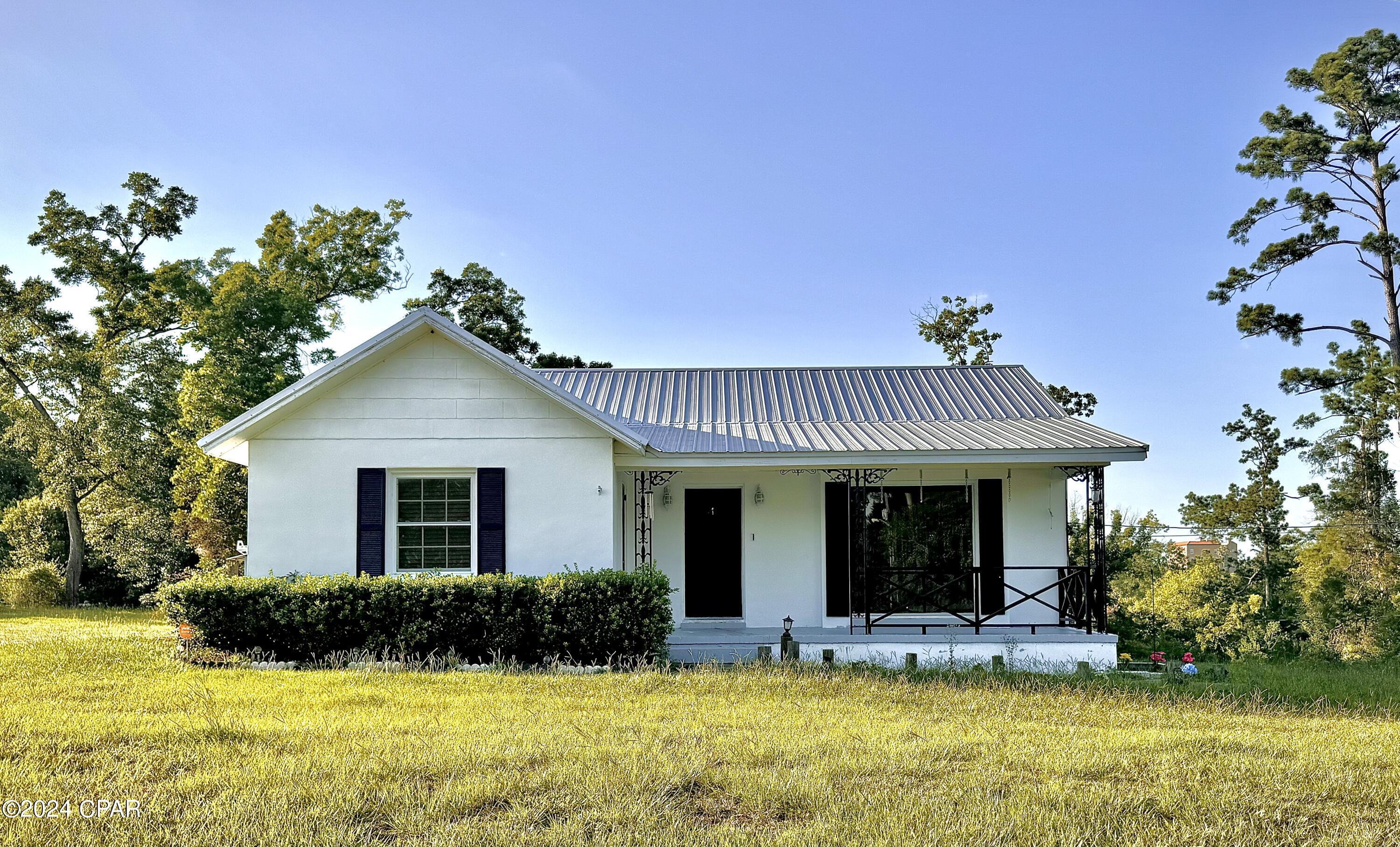 Photo of 4376 South Marianna FL 32448