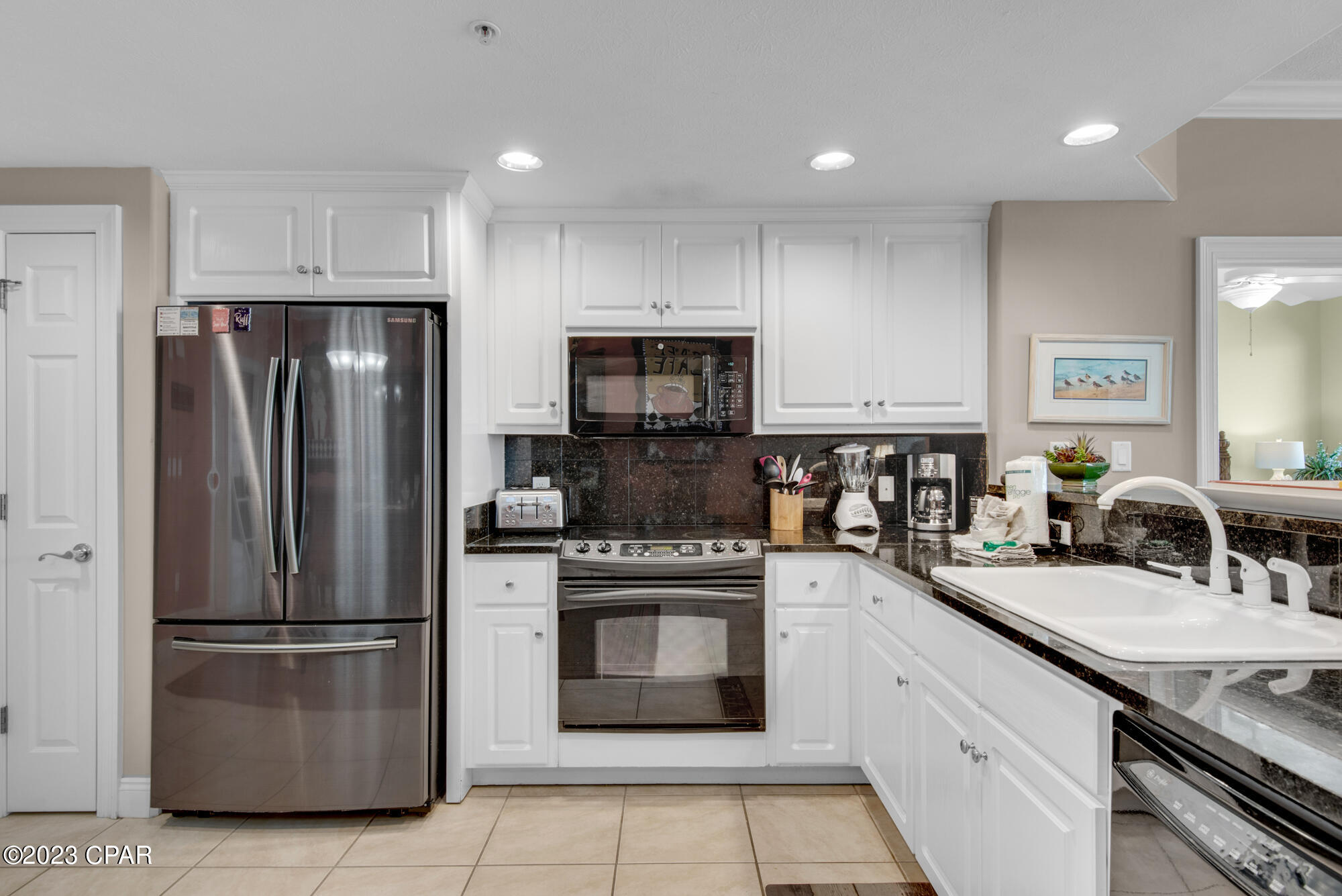 Image 8 For 5004 Thomas Drive 2210