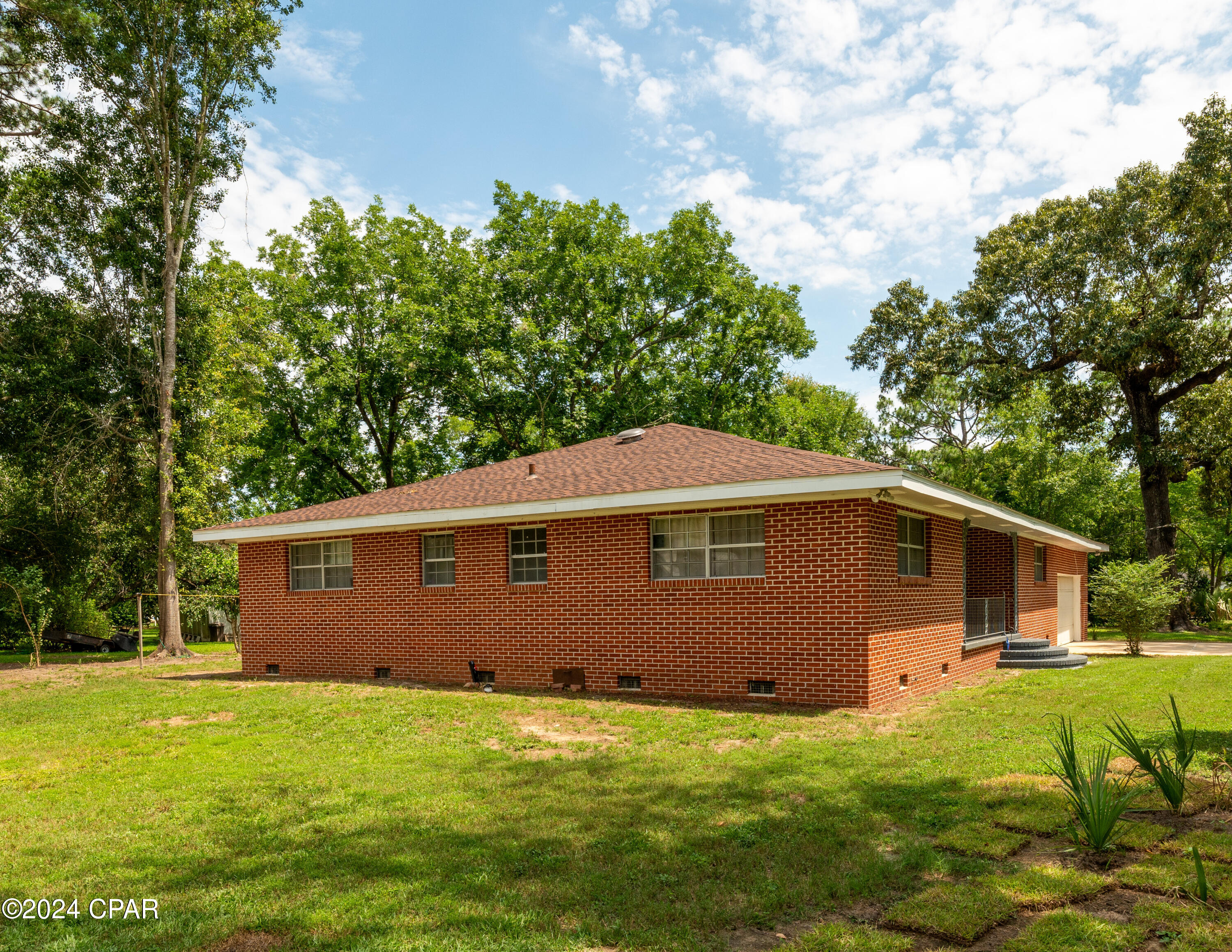 1021 8th Avenue, Graceville, Florida image 11