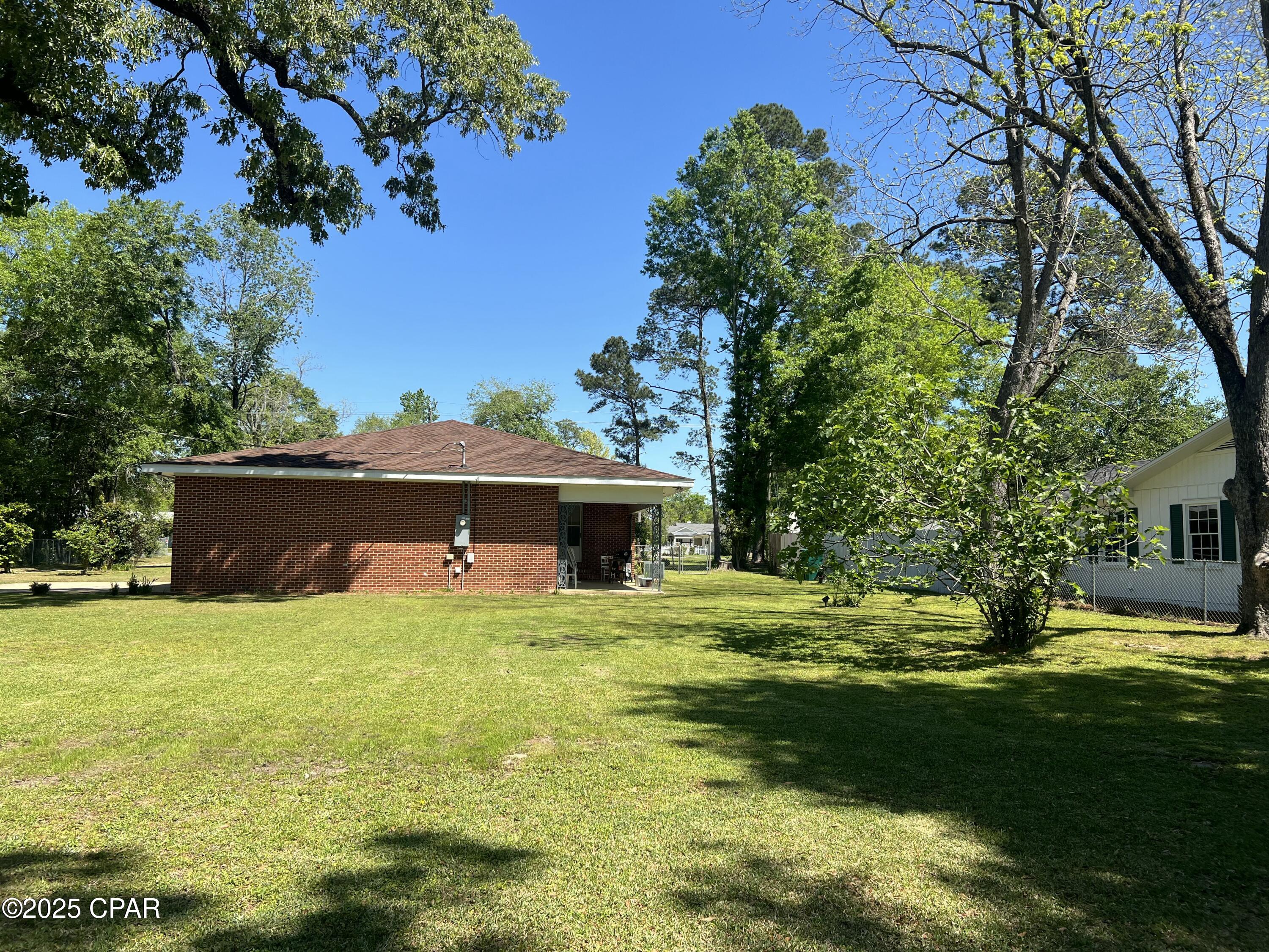 Image 3 For 1021 8th Avenue