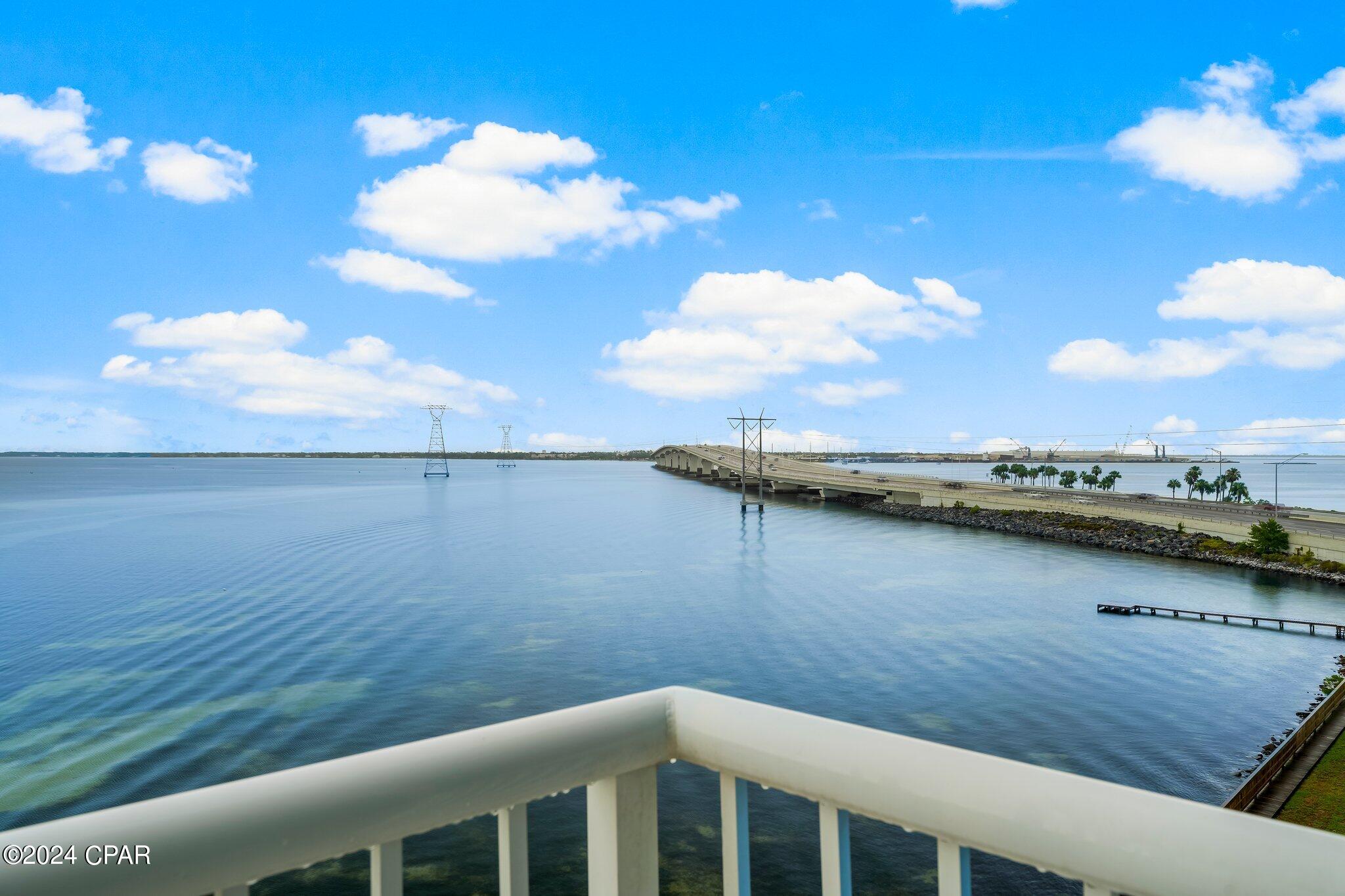 Listing photo id 30 for 6422 Hwy 98  501