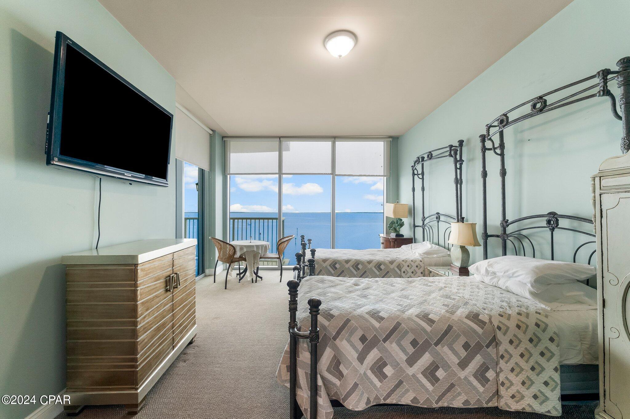 Listing photo id 35 for 6422 Hwy 98  501