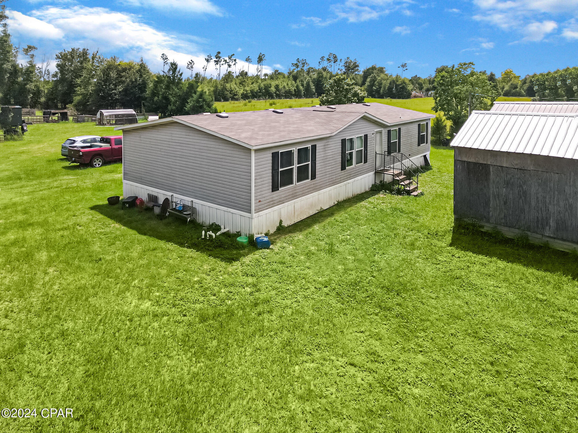 Details for 9937 County Road 392, Kinard, FL 32449