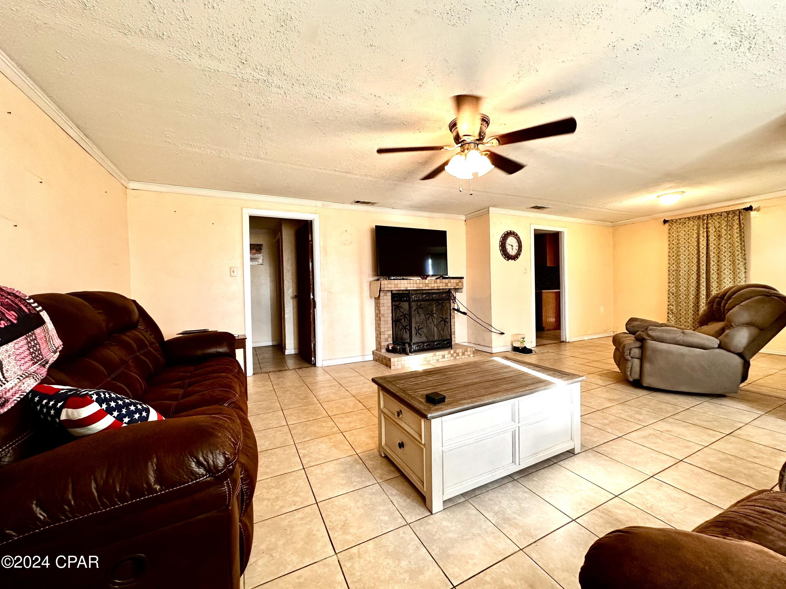 4170 Wintergreen Road, Greenwood, Florida image 11