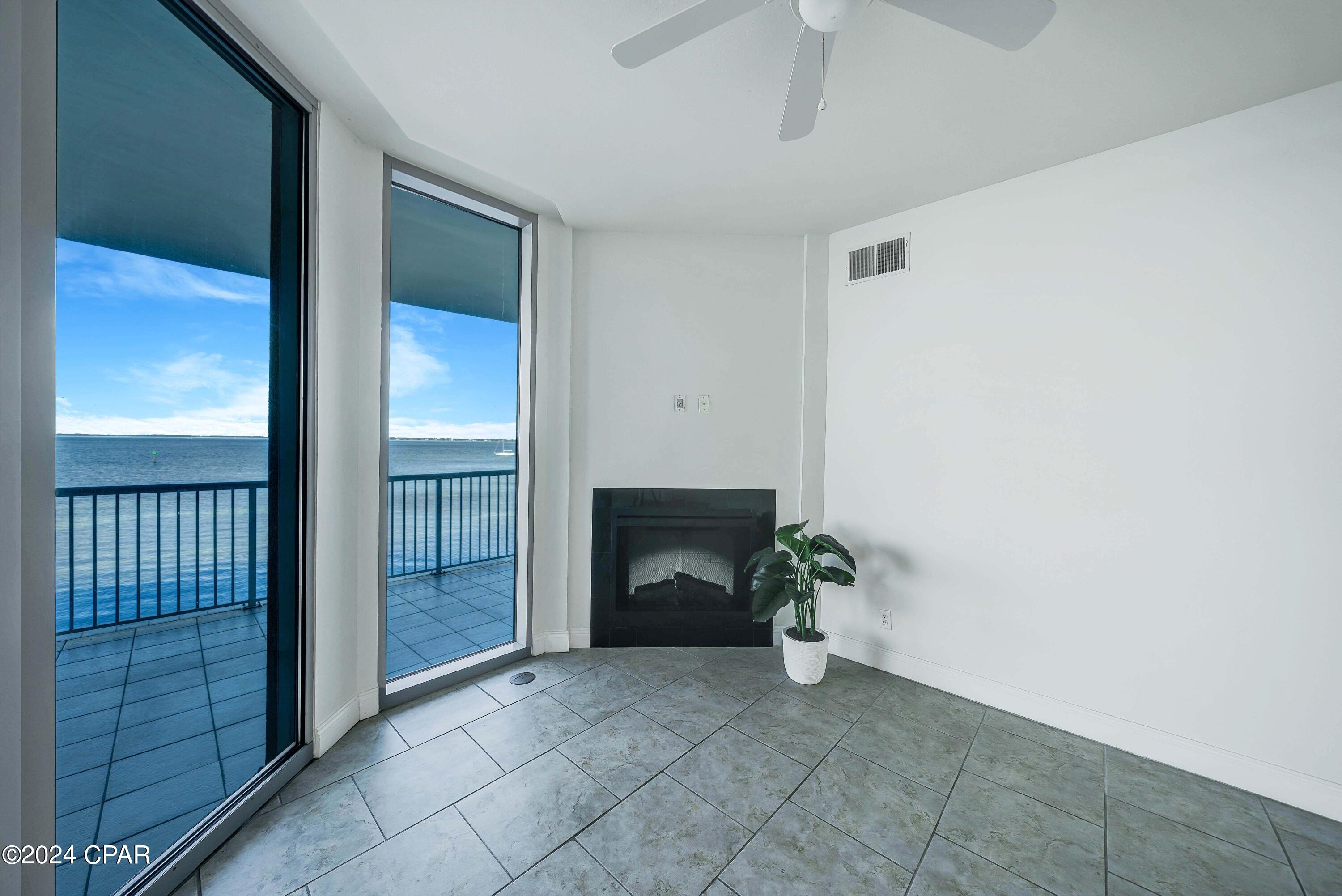 Image 17 For 6422 Hwy 98  203