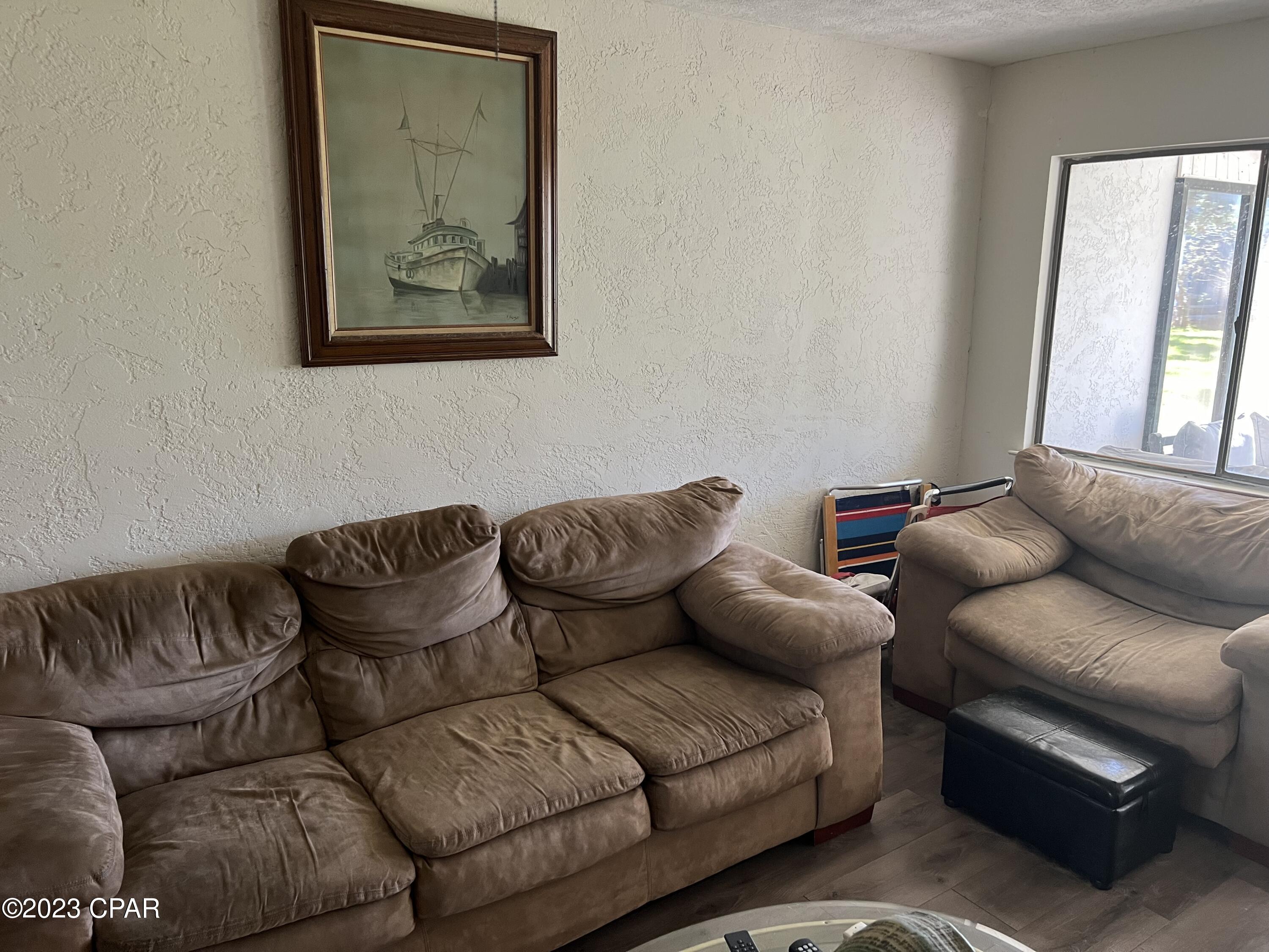 Image 7 For 6901 Lagoon Drive 25