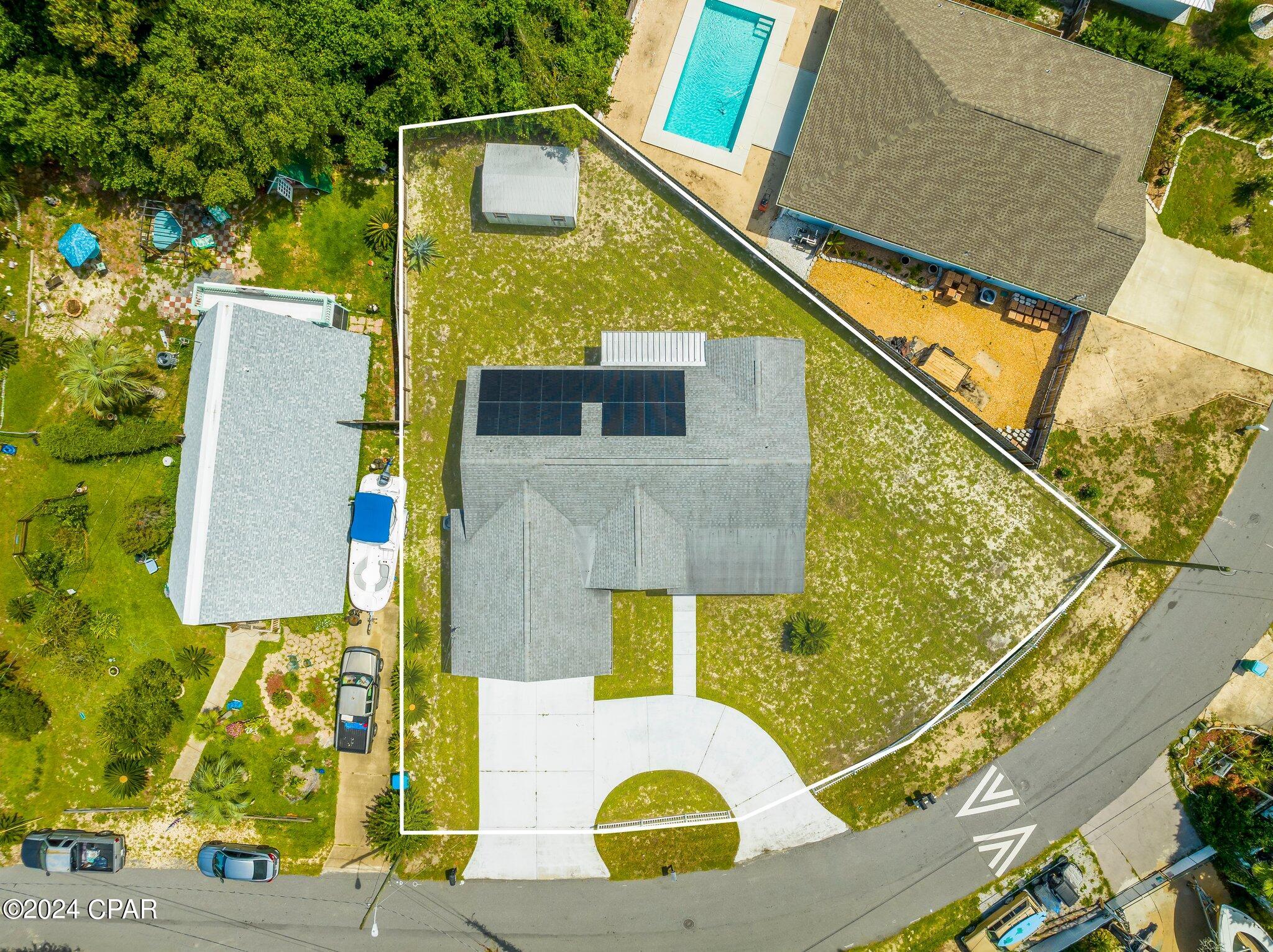 Listing photo id 16 for 138 Christopher Drive