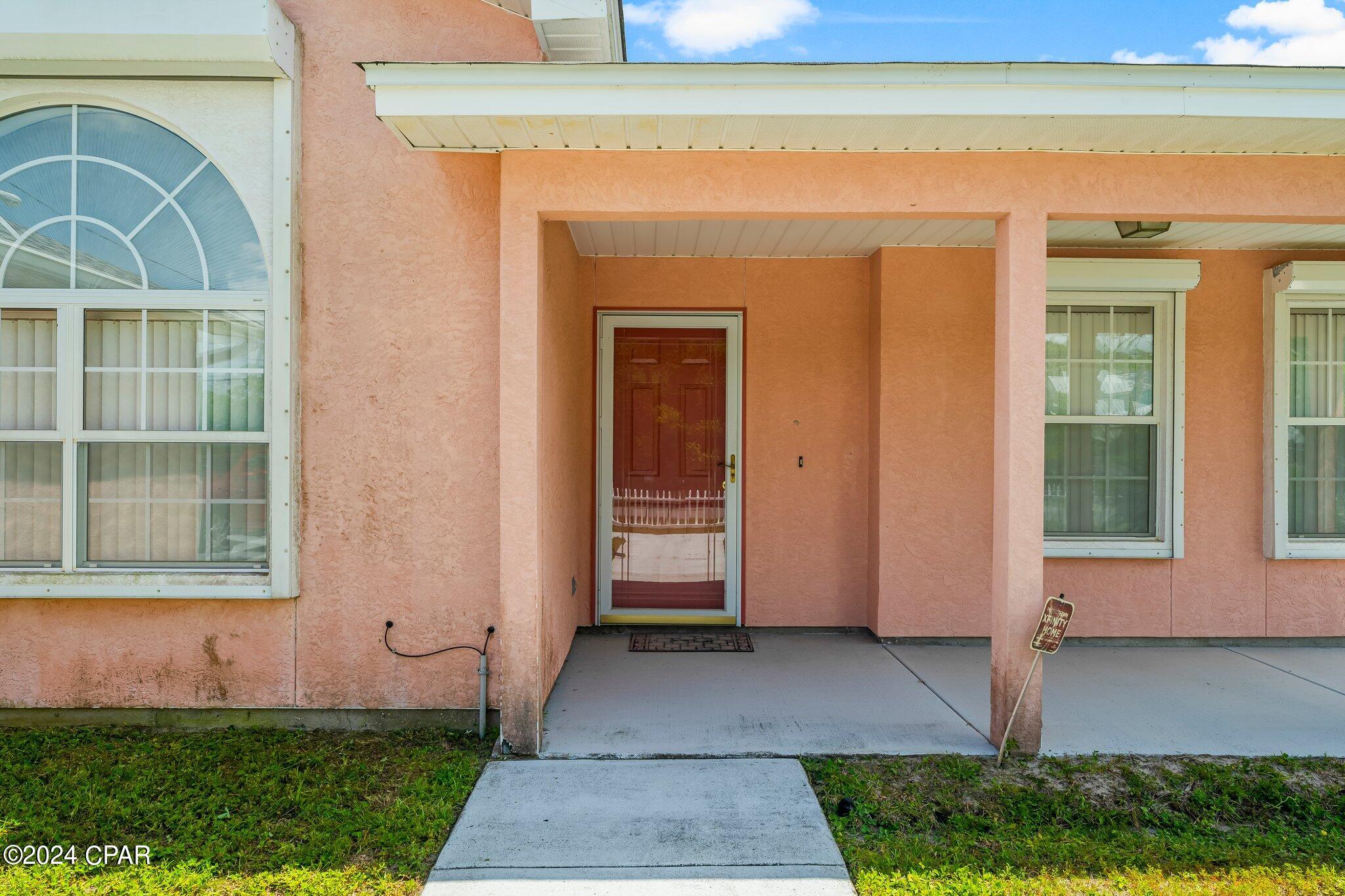 Listing photo id 4 for 138 Christopher Drive