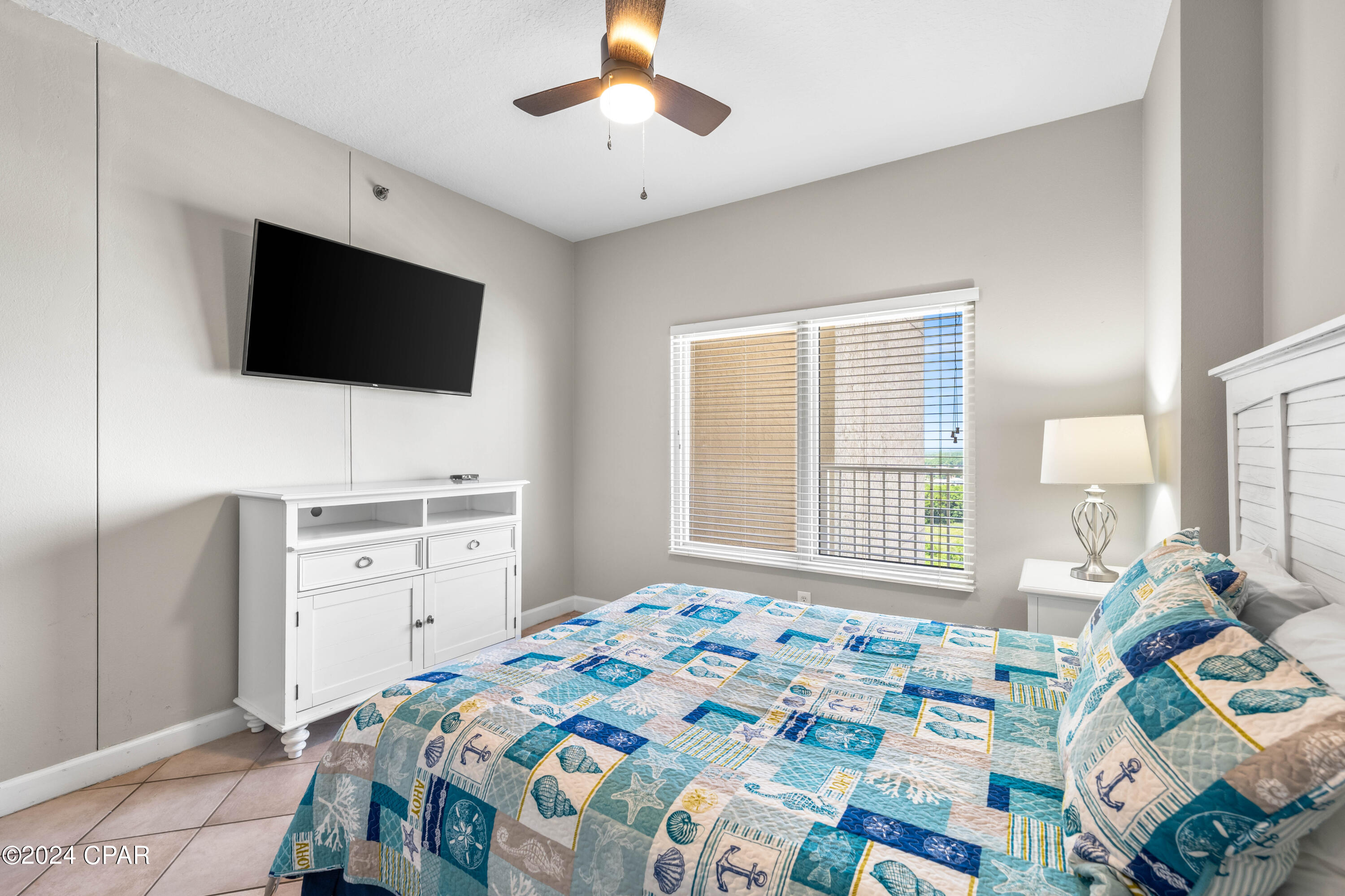 Image 12 For 9900 Thomas Drive  2010