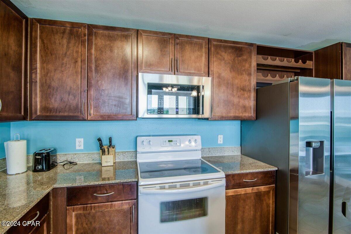 Image 12 For 9860 Thomas Drive 305