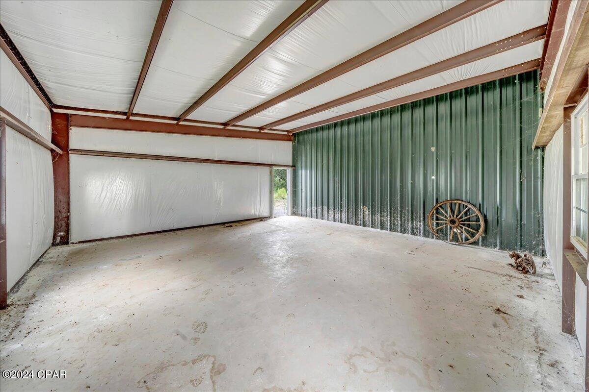 Listing photo id 59 for 5018 Old Us Rd Road