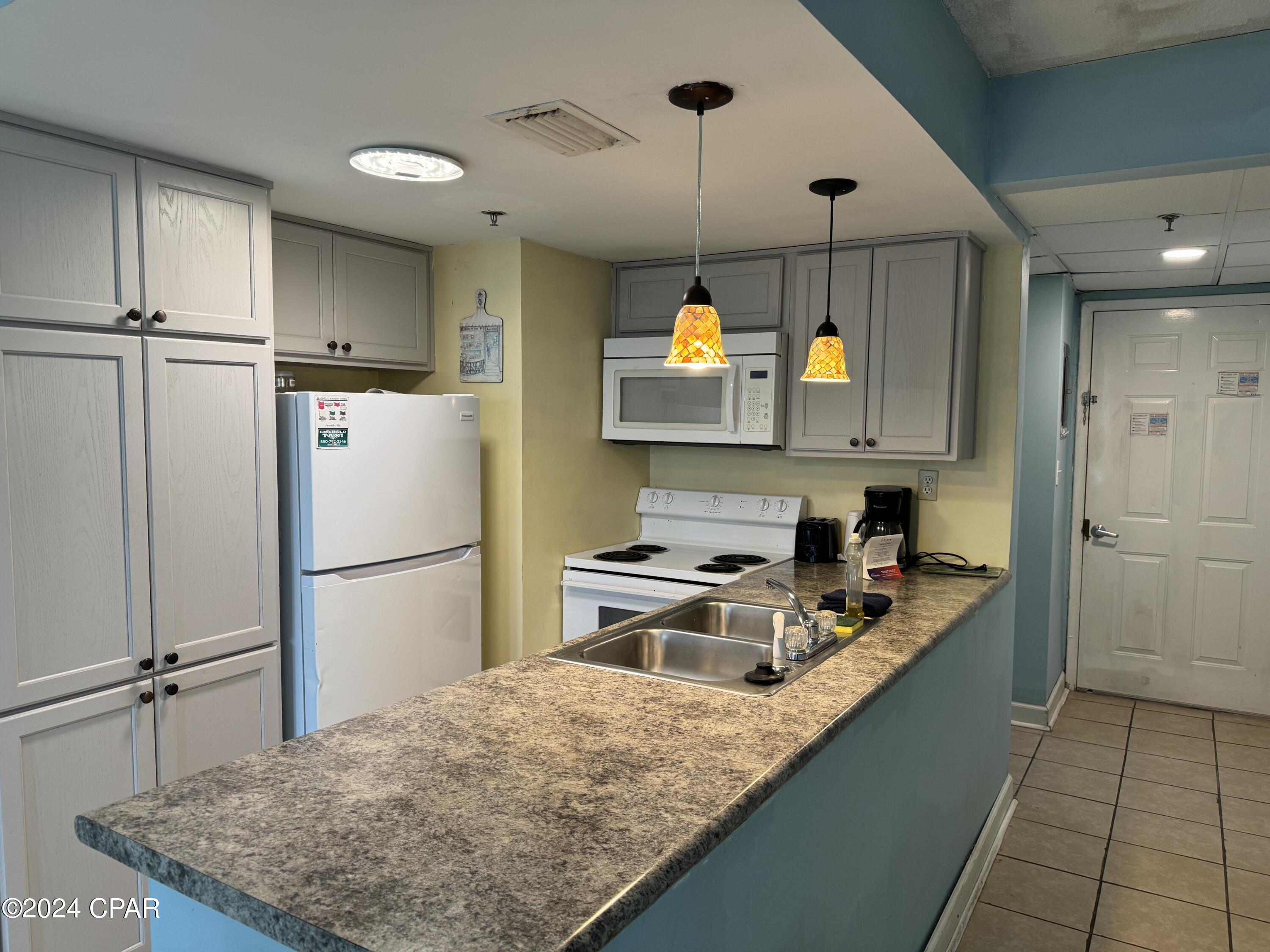 Image 1 For 9850 Thomas Drive 512e